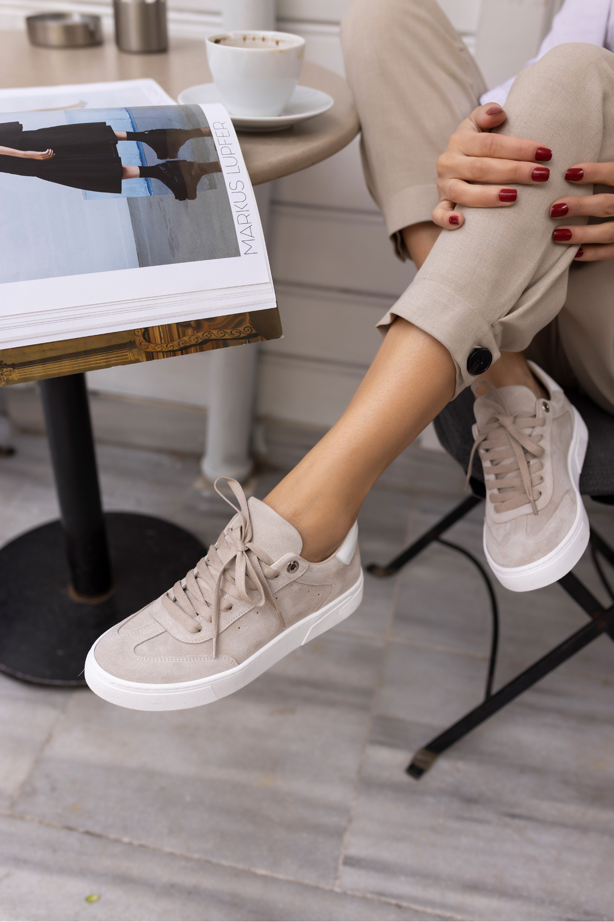 SEVENTY KADIN BEJ GERCEK DERİ SUET BAGCIKLI SNEAKER