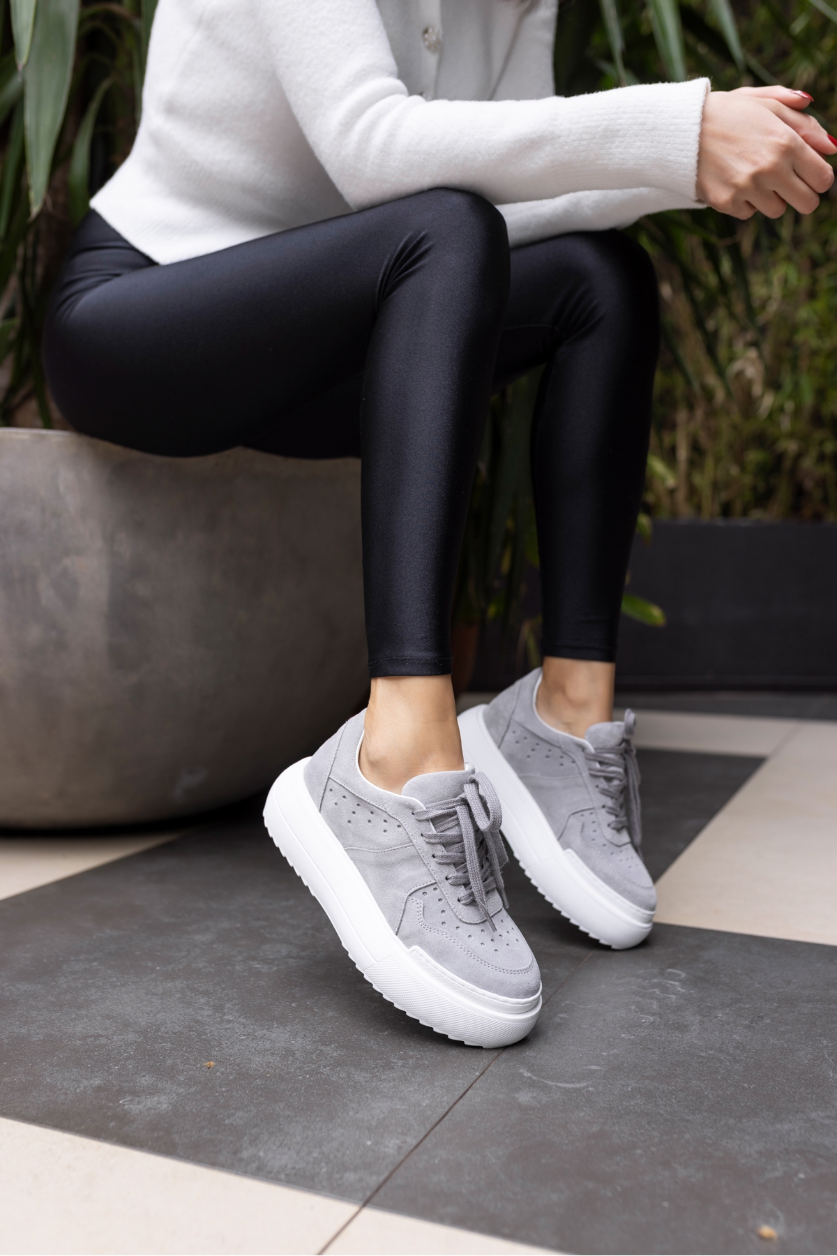 GİRLYA KADIN GRİ GERCEK SUET 6 CM TABAN YUKSEKLIK SNEAKER