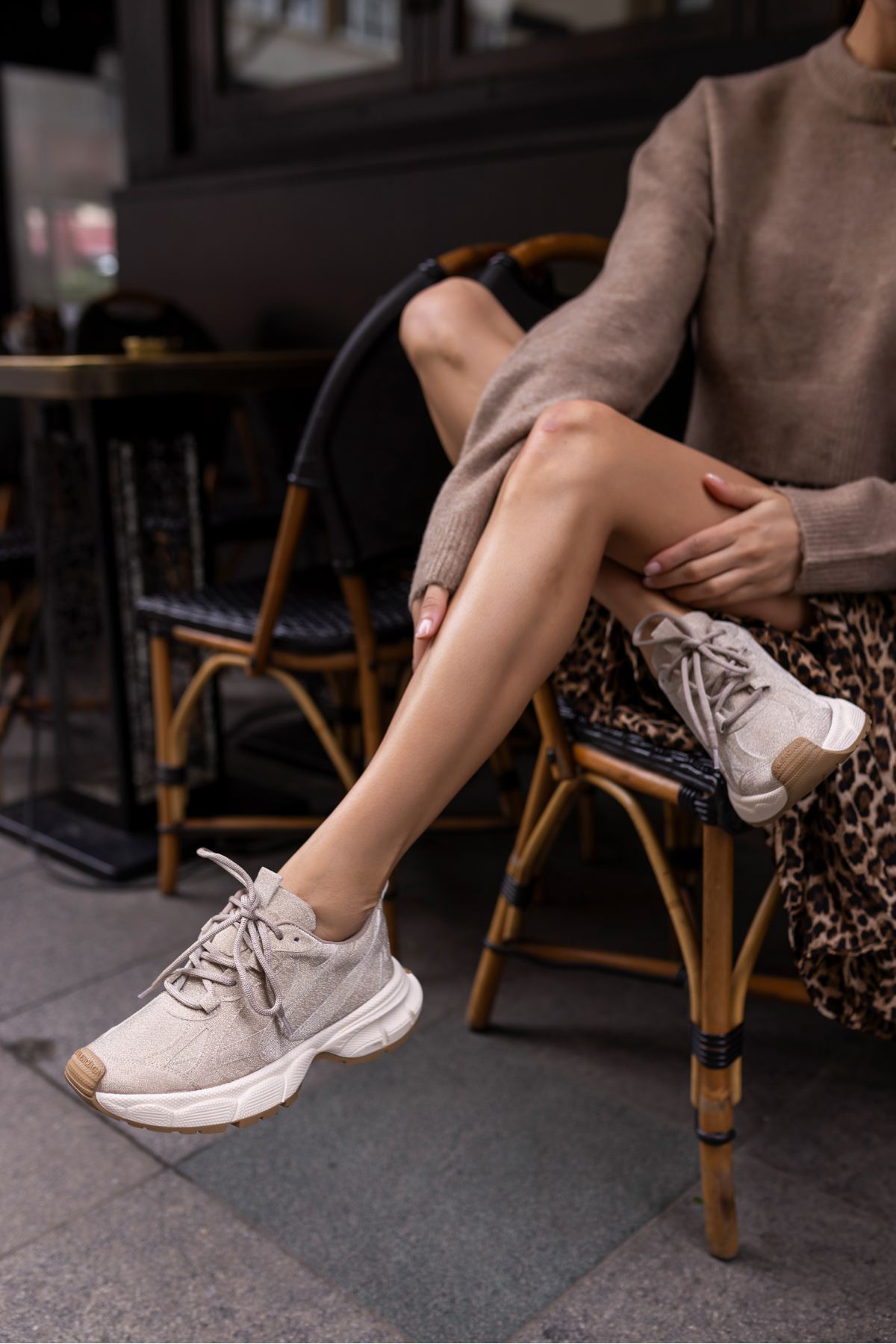 GENT KADİN GUMUS SİMLİ BEYAZ TABAN SNEAKER
