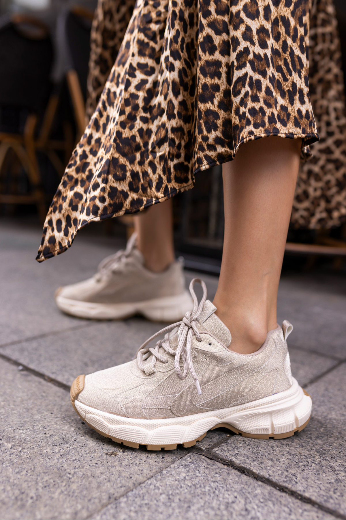 GENT KADİN GUMUS SİMLİ BEYAZ TABAN SNEAKER