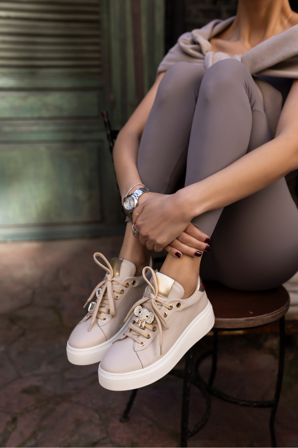 JULİO KADIN SİYAH BAGCIK TAŞ DETAY SNEAKER