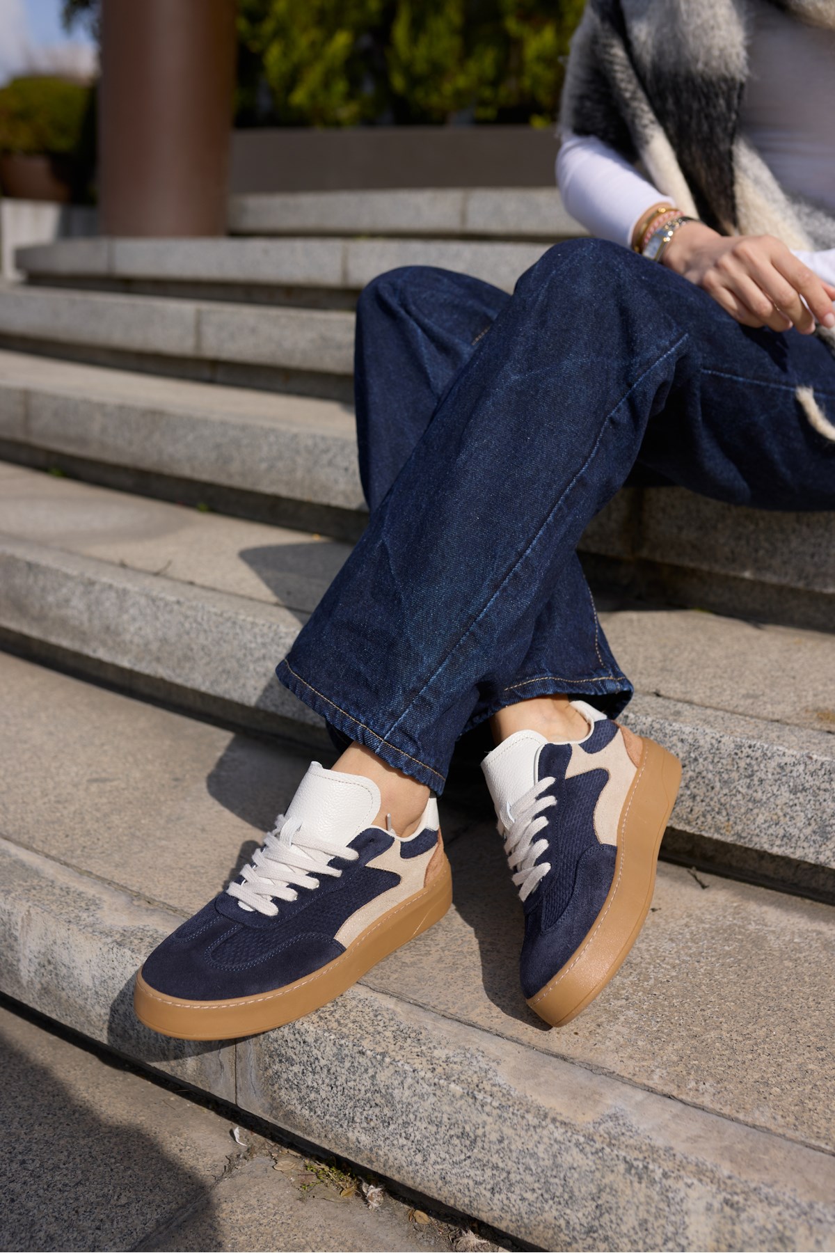 ALCOY KADİN LACİVERT GERCEK DERİ SUET BAGCIKLI SNEAKER