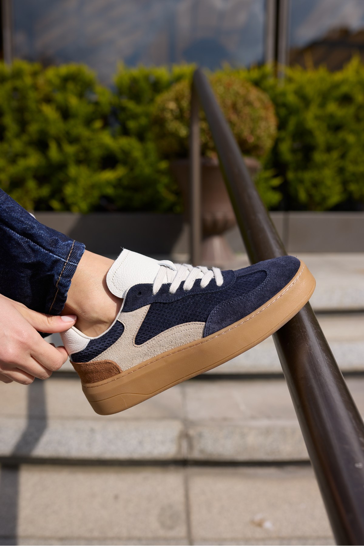 ALCOY KADİN LACİVERT GERCEK DERİ SUET BAGCIKLI SNEAKER