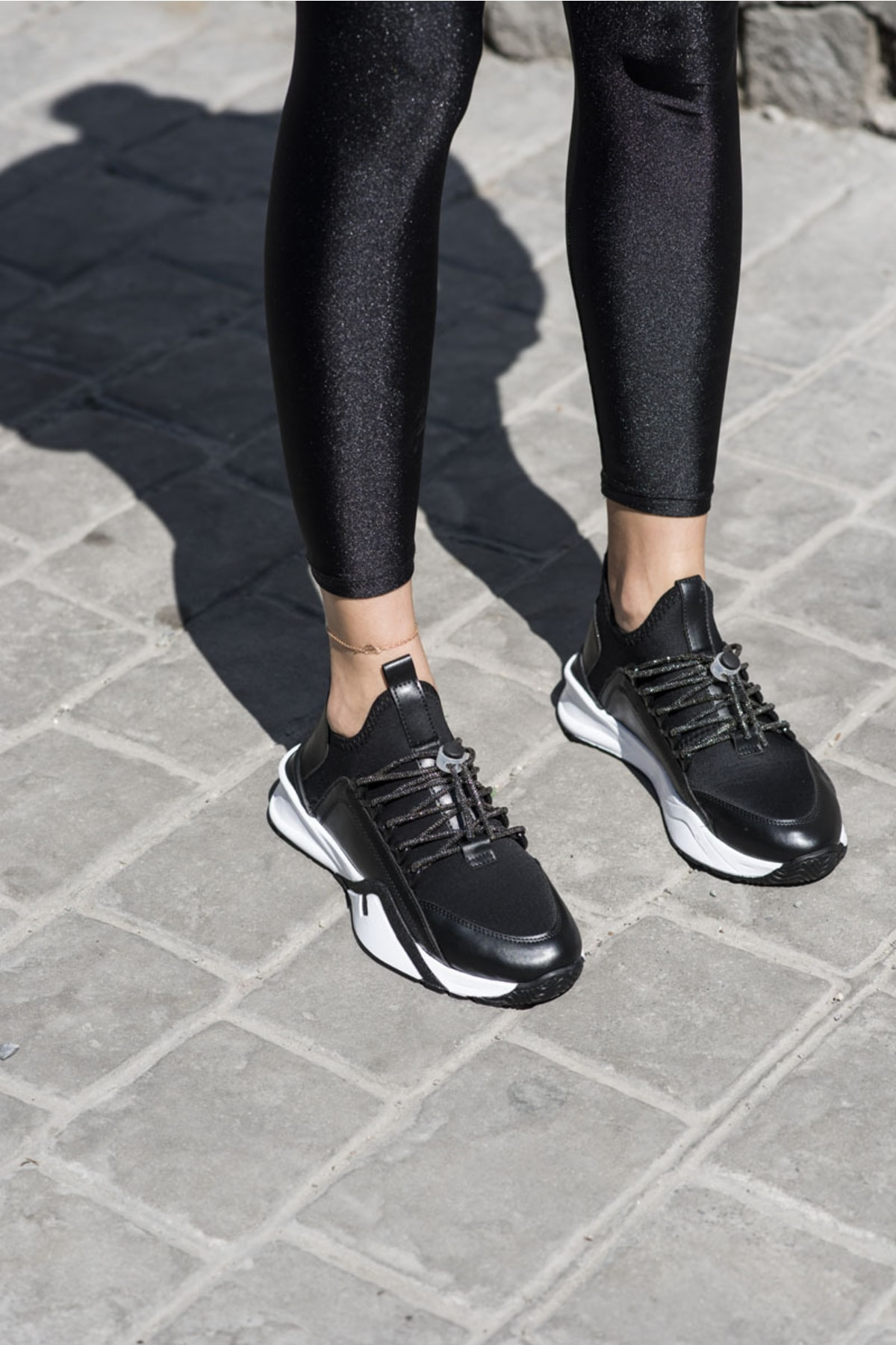 Salva Kadın Siyah Scuba Kumaş Taş Detay Sneaker