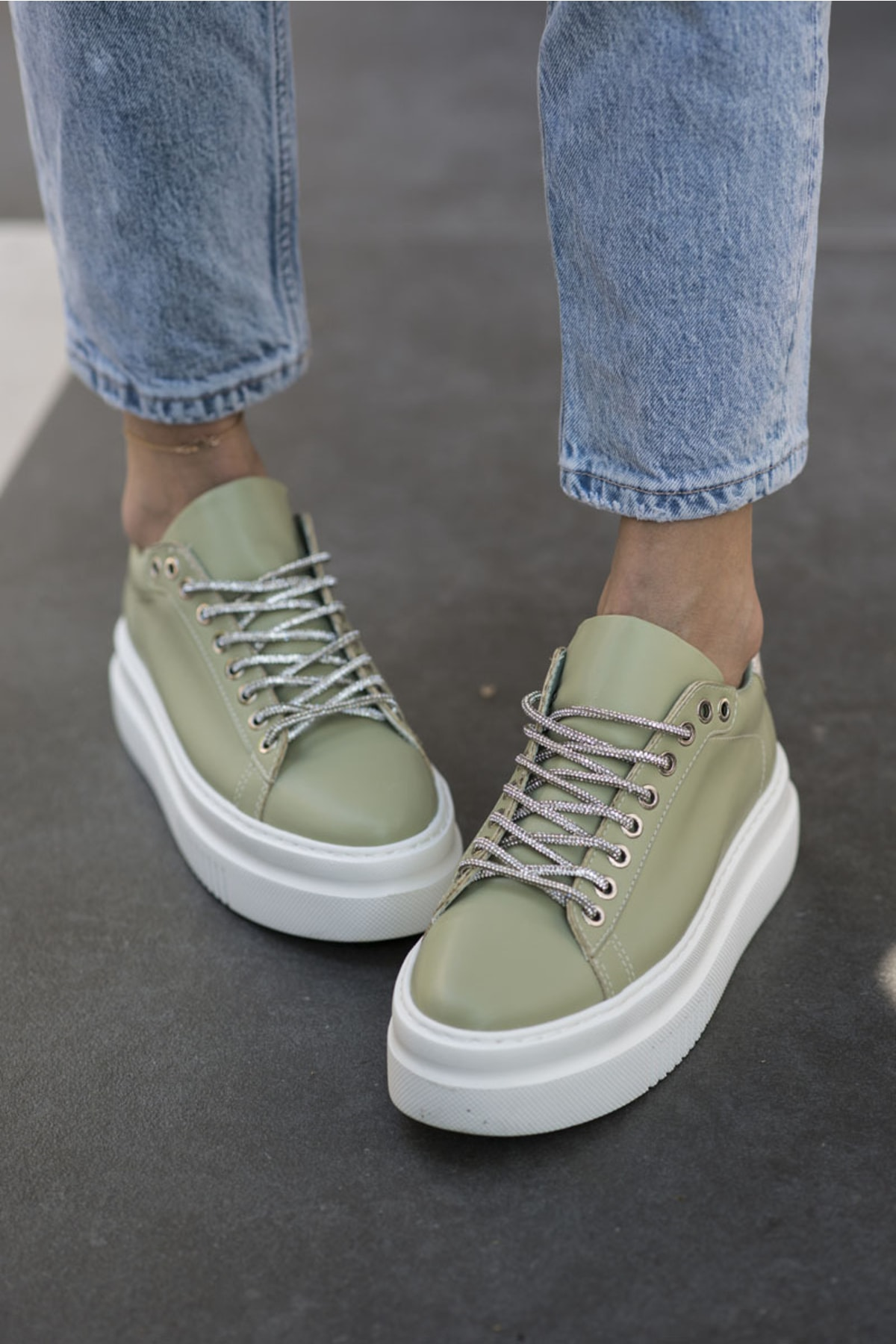 Ojjo Kadın Su Yeşili Taş Detay Sneaker