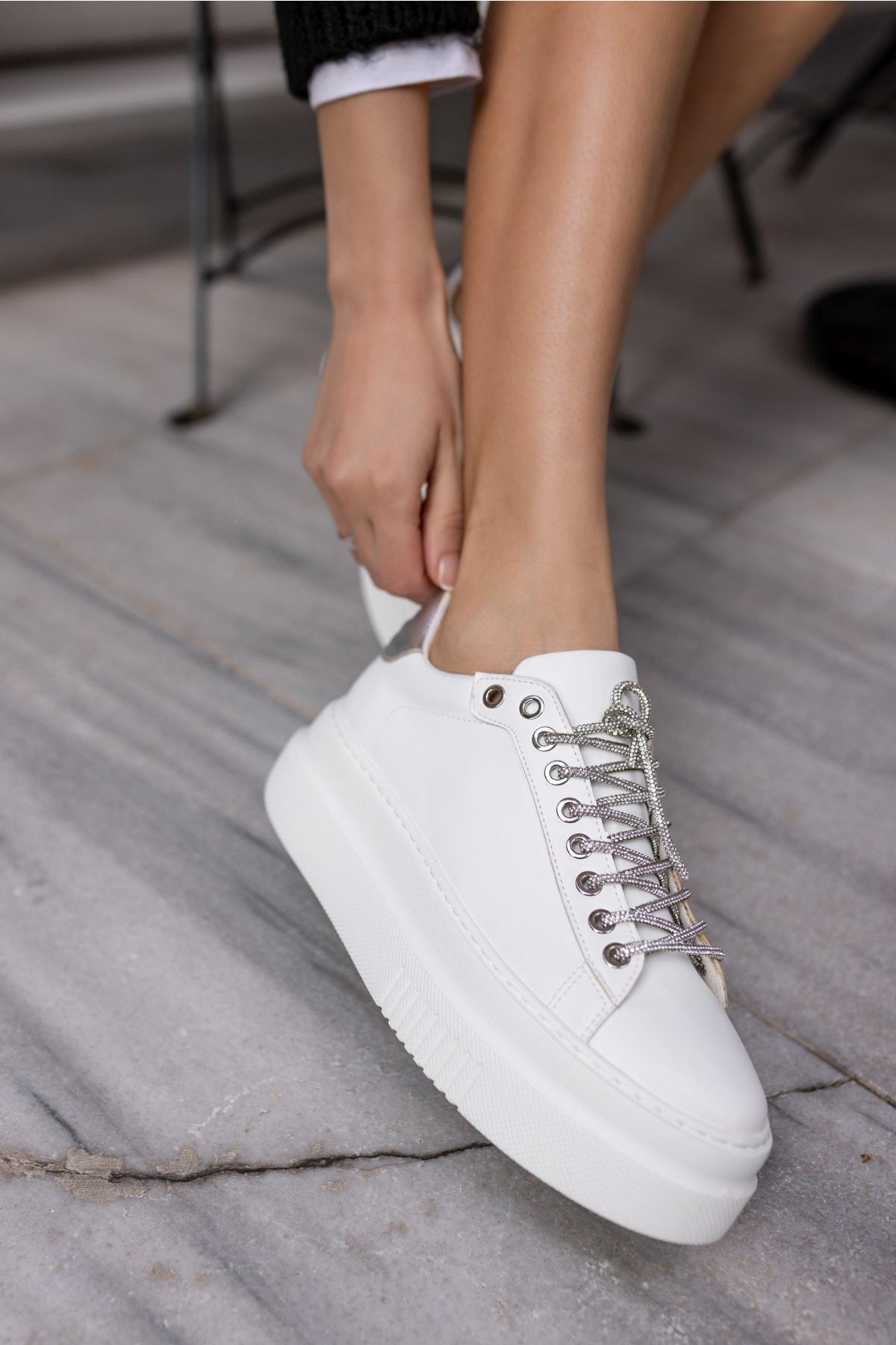 Ojjo Kadın Su Yeşili Taş Detay Sneaker