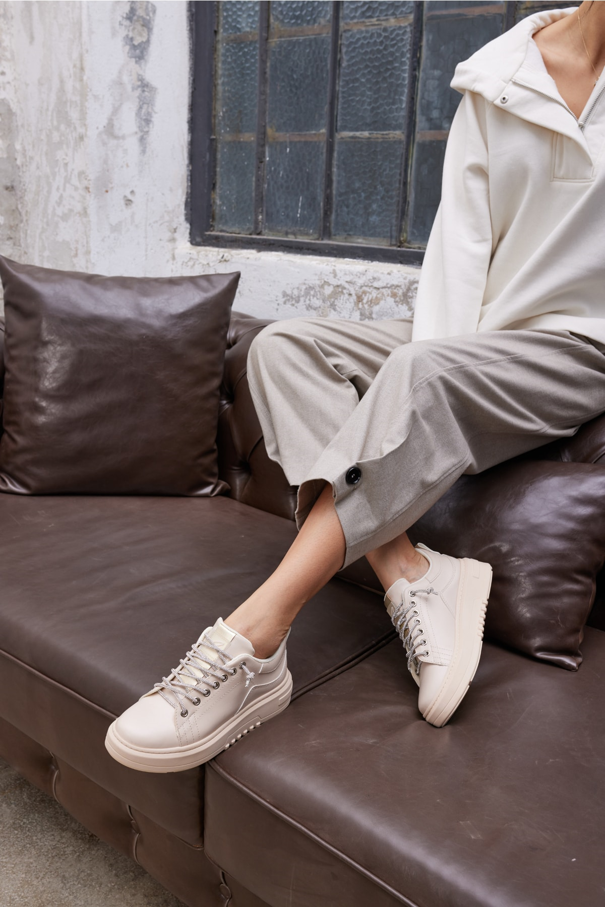 Bianca Kadın Beyaz Taş Detay Sneaker