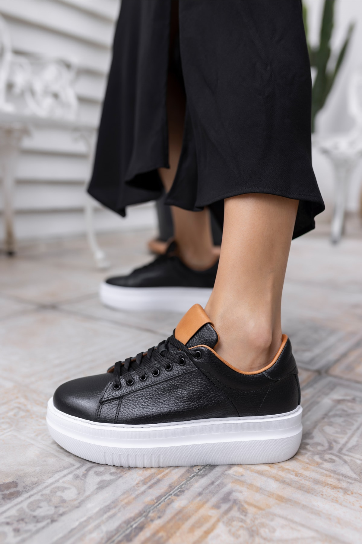 ROLD KADIN BEJ GERCEK DERİ SNEAKER