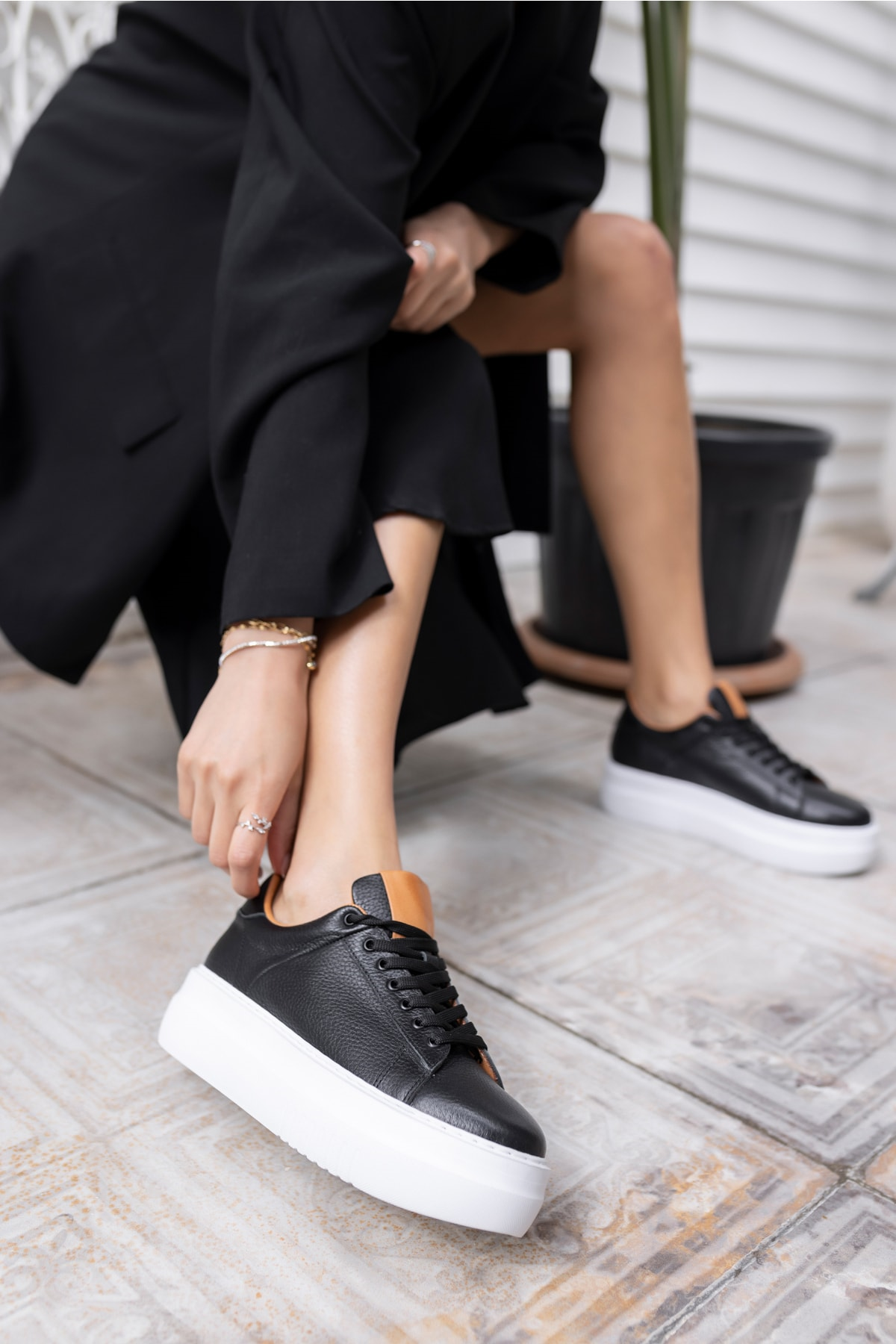 ROLD KADIN BEJ GERCEK DERİ SNEAKER