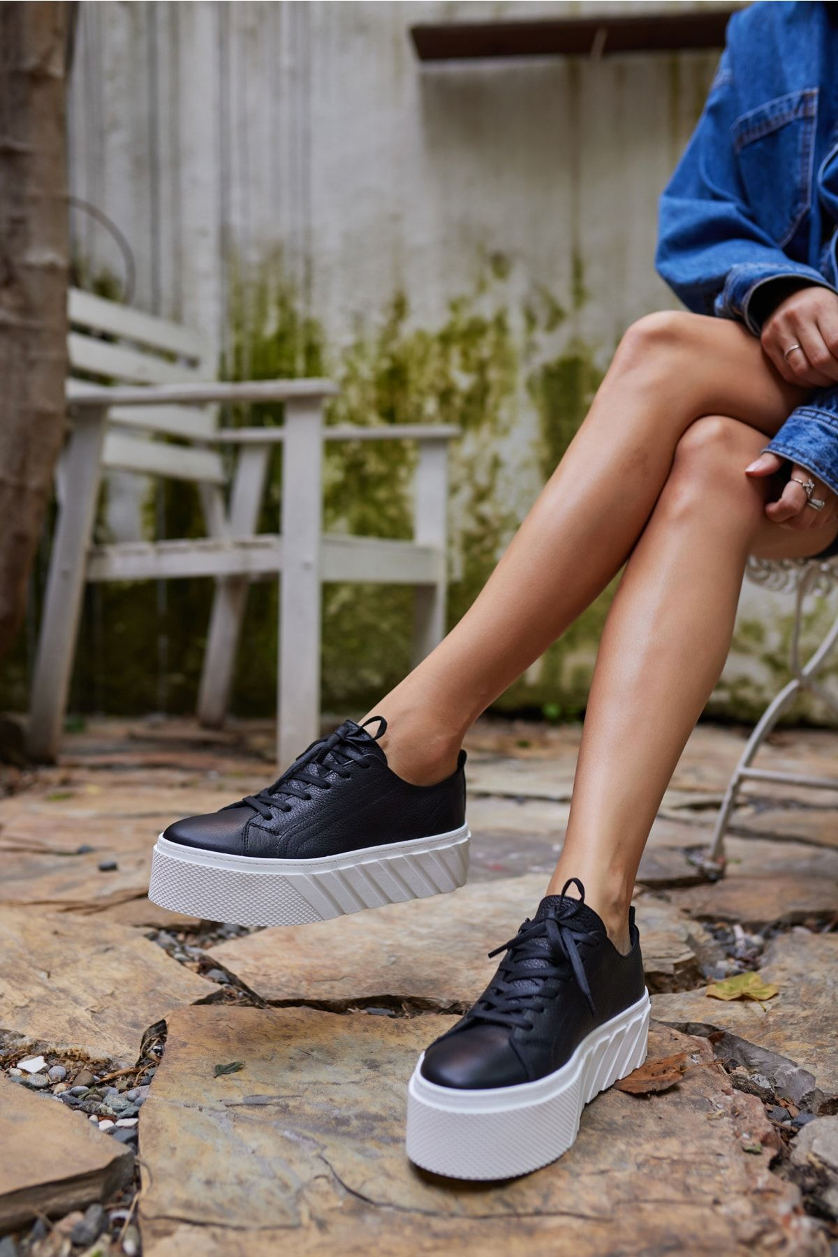 SARAH KADIN SİYAH GERCEK DERİ SNEAKER