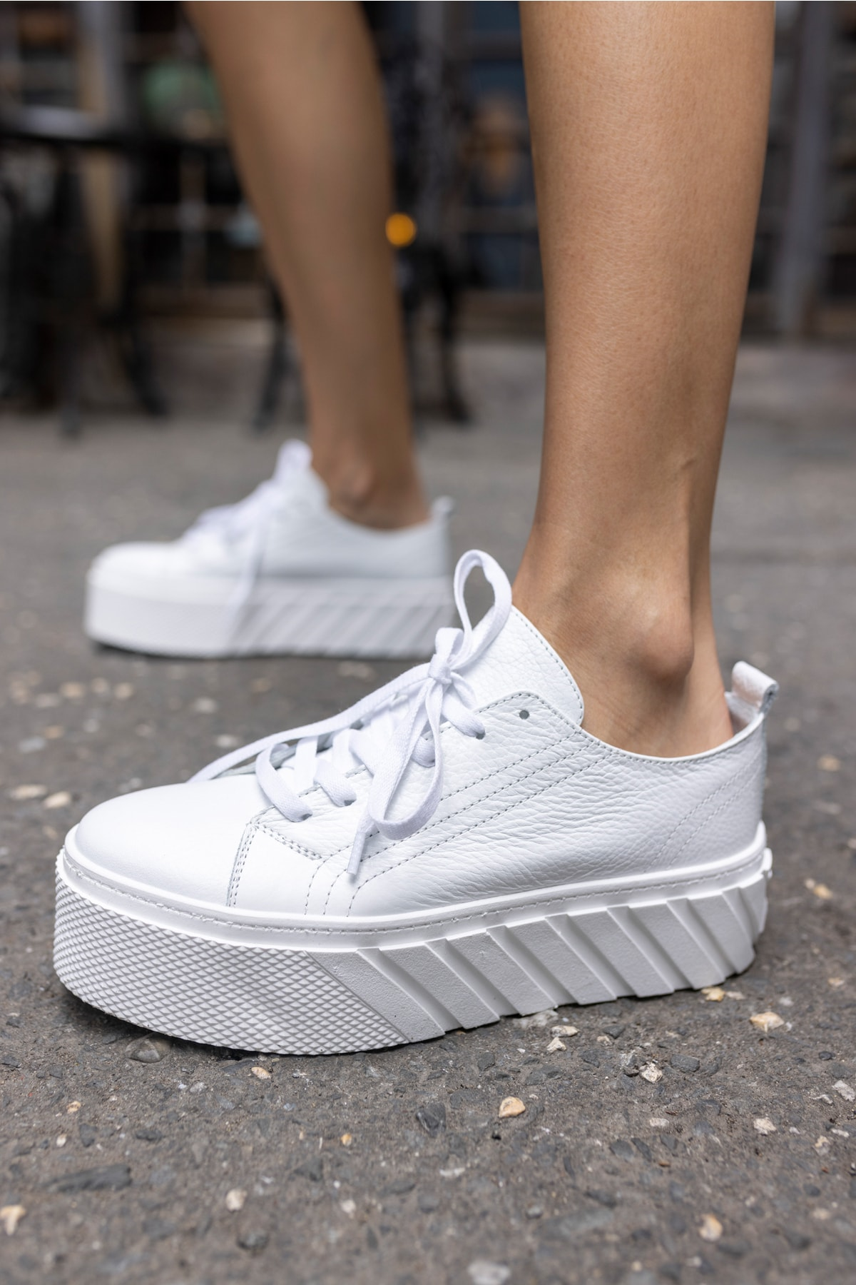 SARAH KADIN SİYAH GERCEK DERİ SNEAKER