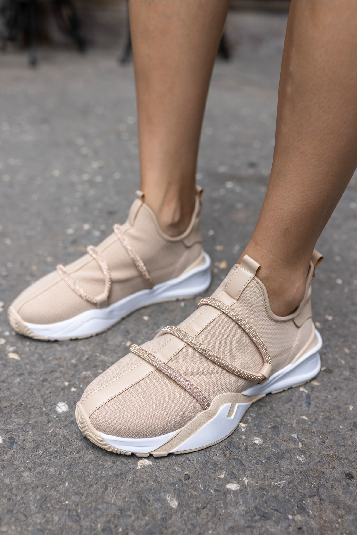 Elen Kadın Siyah Scuba Kumaş Taş Detay Sneaker