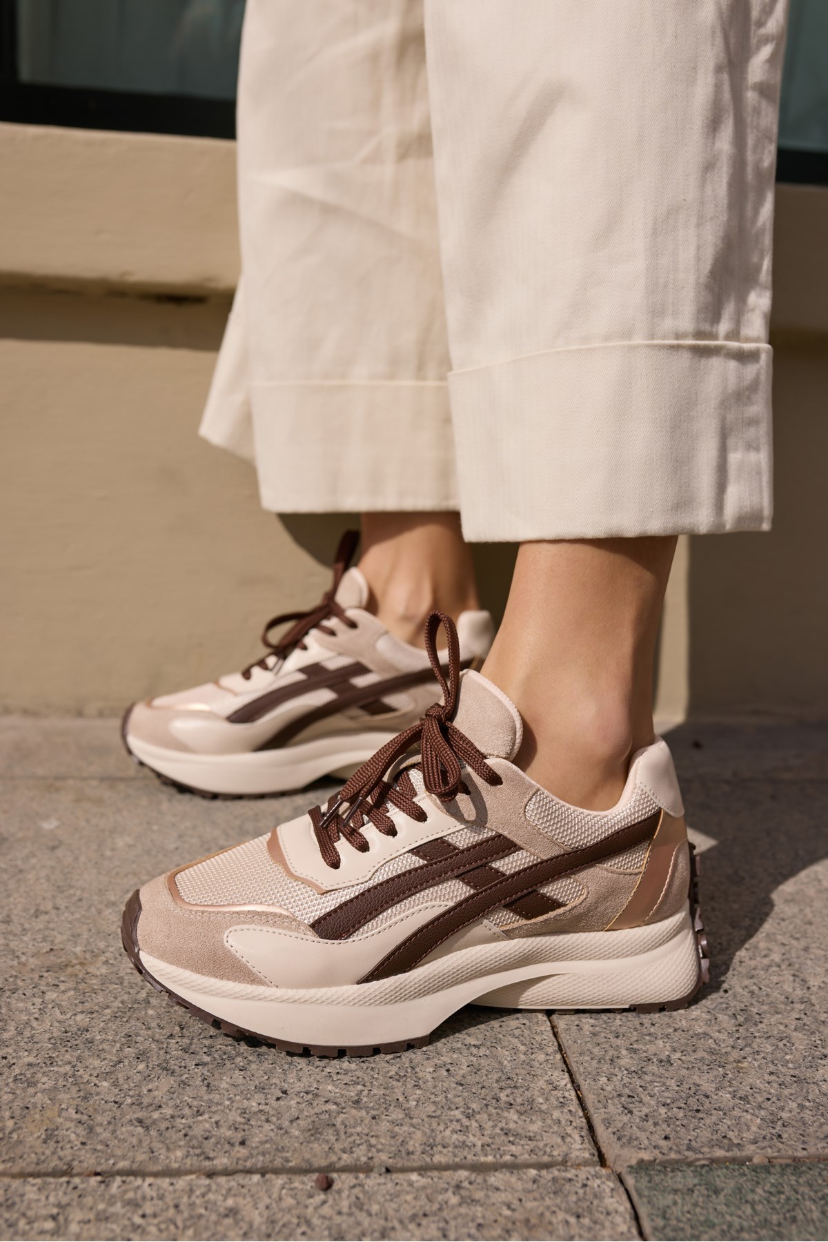 BRALİTO KADİN BEJ KAHVE GEÇİSLİ RAHAT TABAN SNEAKER