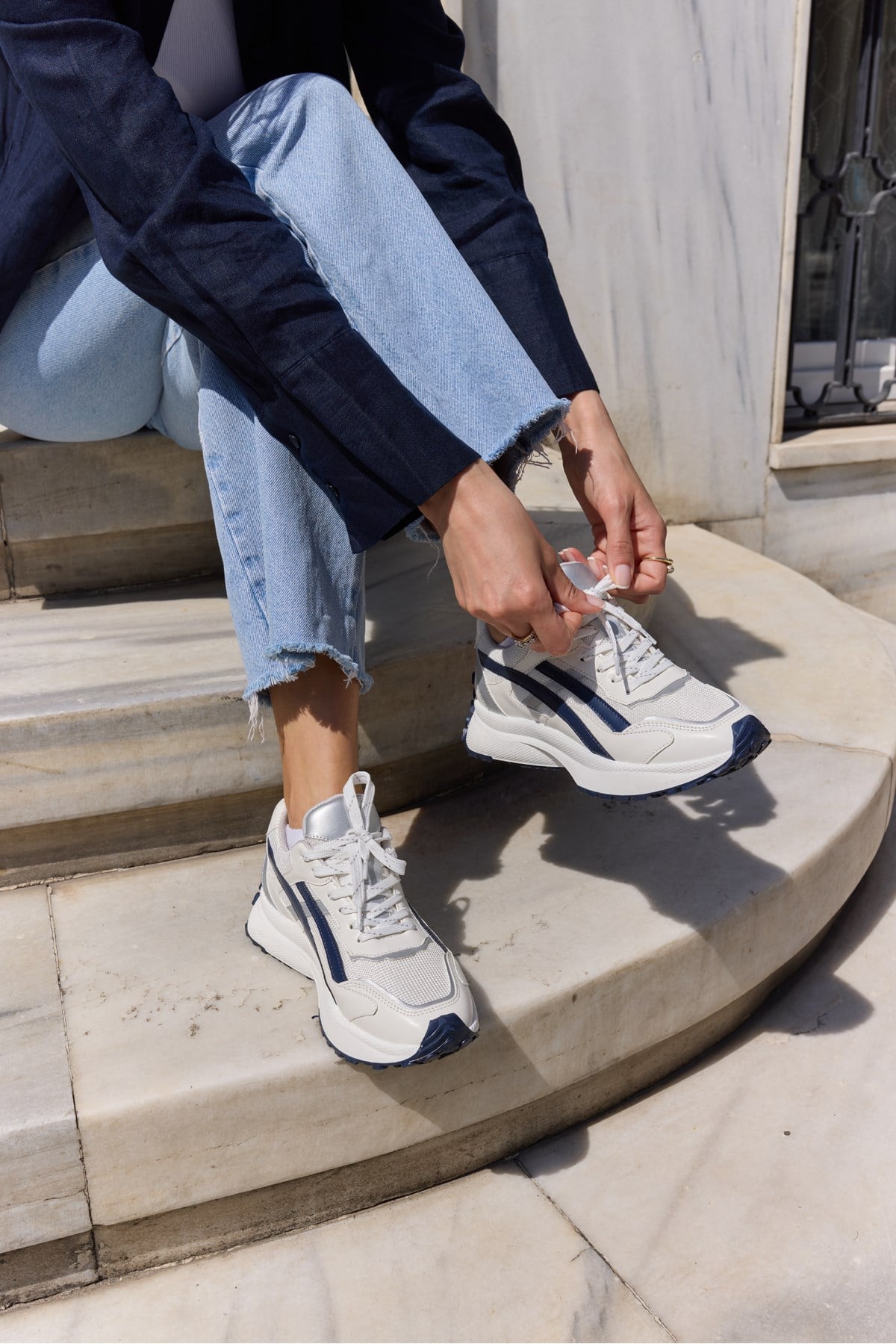 BRALİTO KADİN BEYAZ LACİ GARNİLİ BAGCIKLI SNEAKER