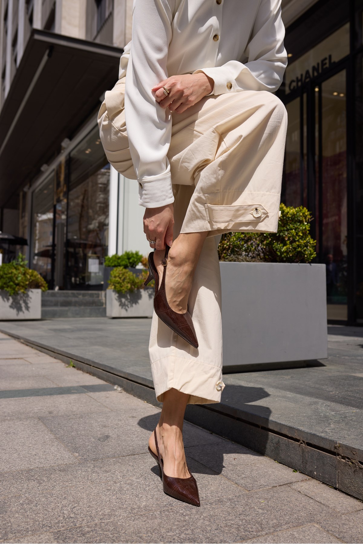 SİNORA KADİN KAHVE KROKO DETAY SLINGBACK TOPUKLU AYAKKABİ