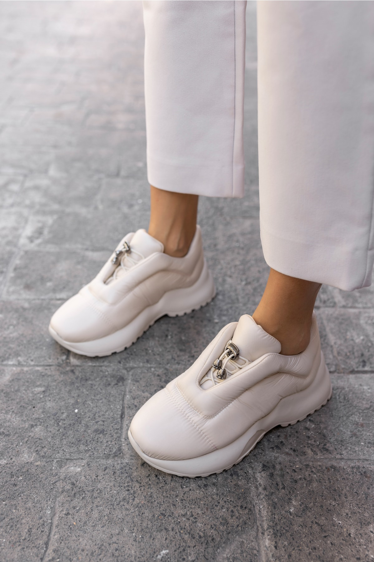 Eric Kadin Bej Parasut Kumaş Sneaker