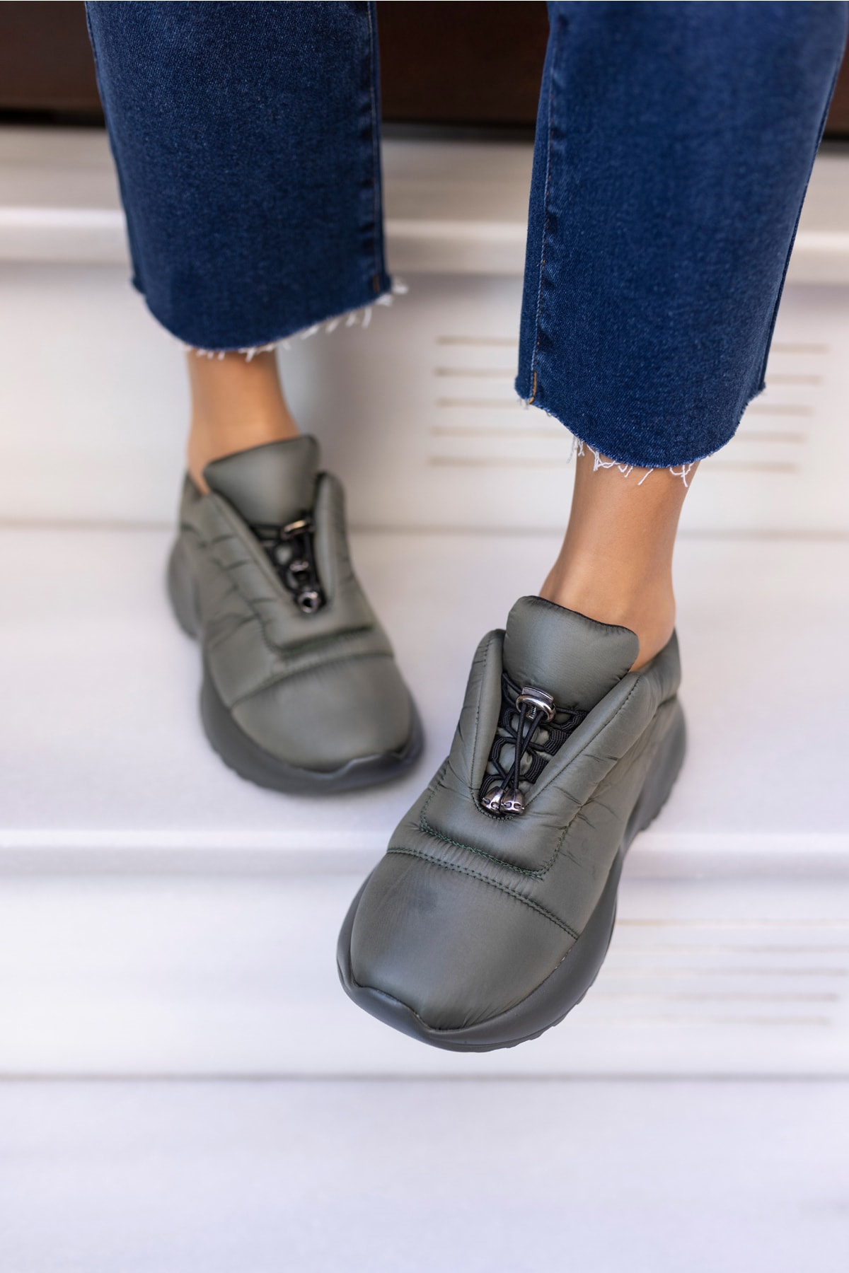 Eric Kadin Bej Parasut Kumaş Sneaker