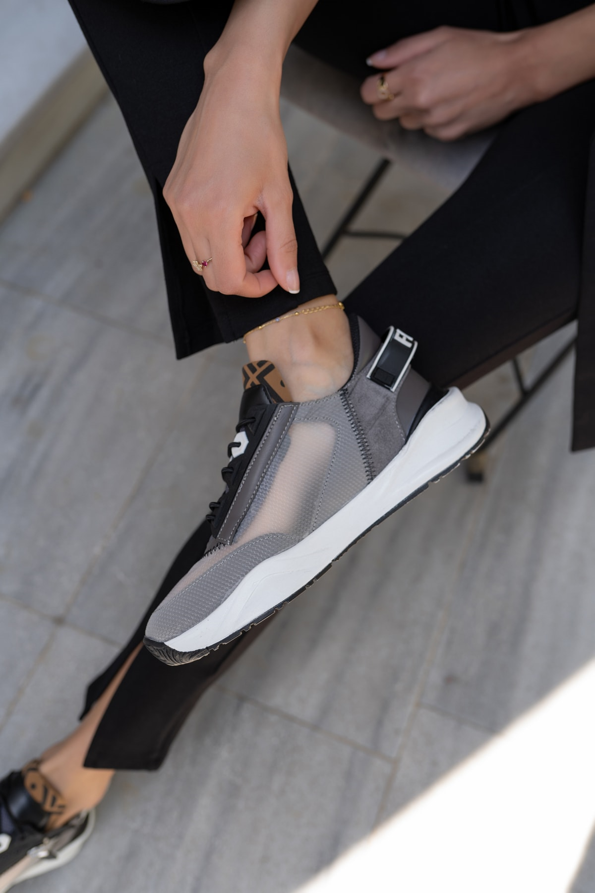 Mojca Kadin Siyah File Detay Sneakers