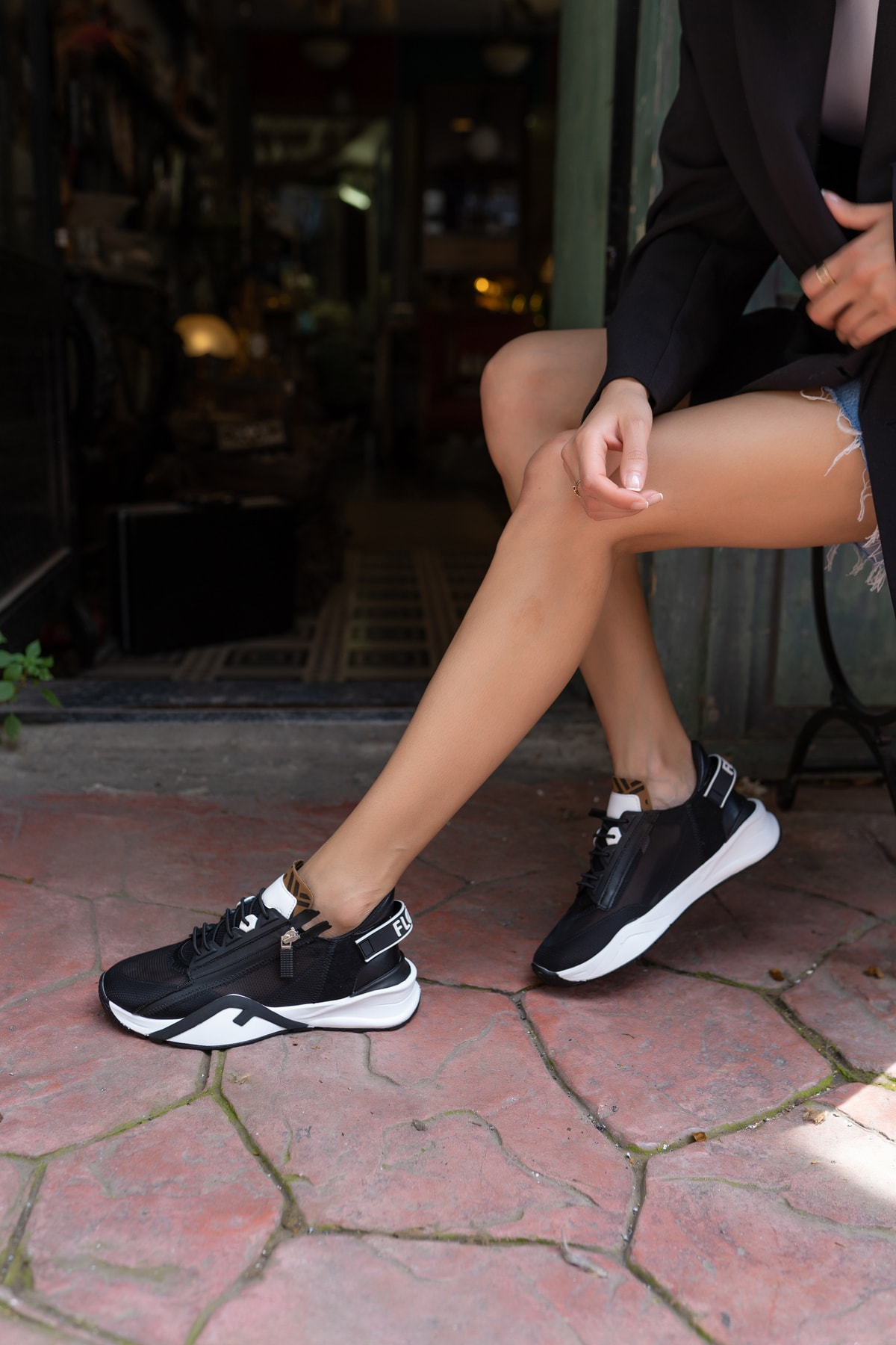 Mojca Kadin Siyah File Detay Sneakers