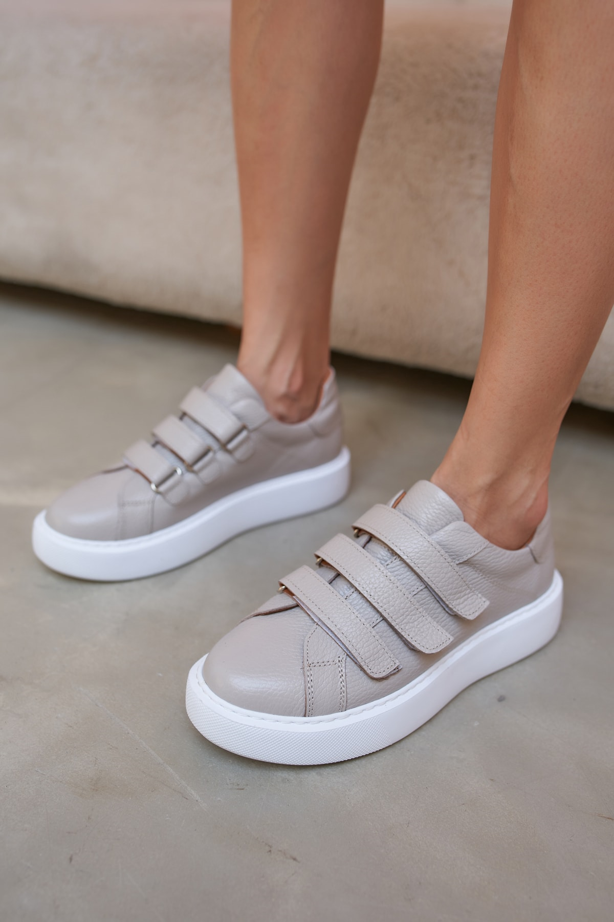 Emma Kadın Antrasit Gercek Deri Cirtli Sneakers