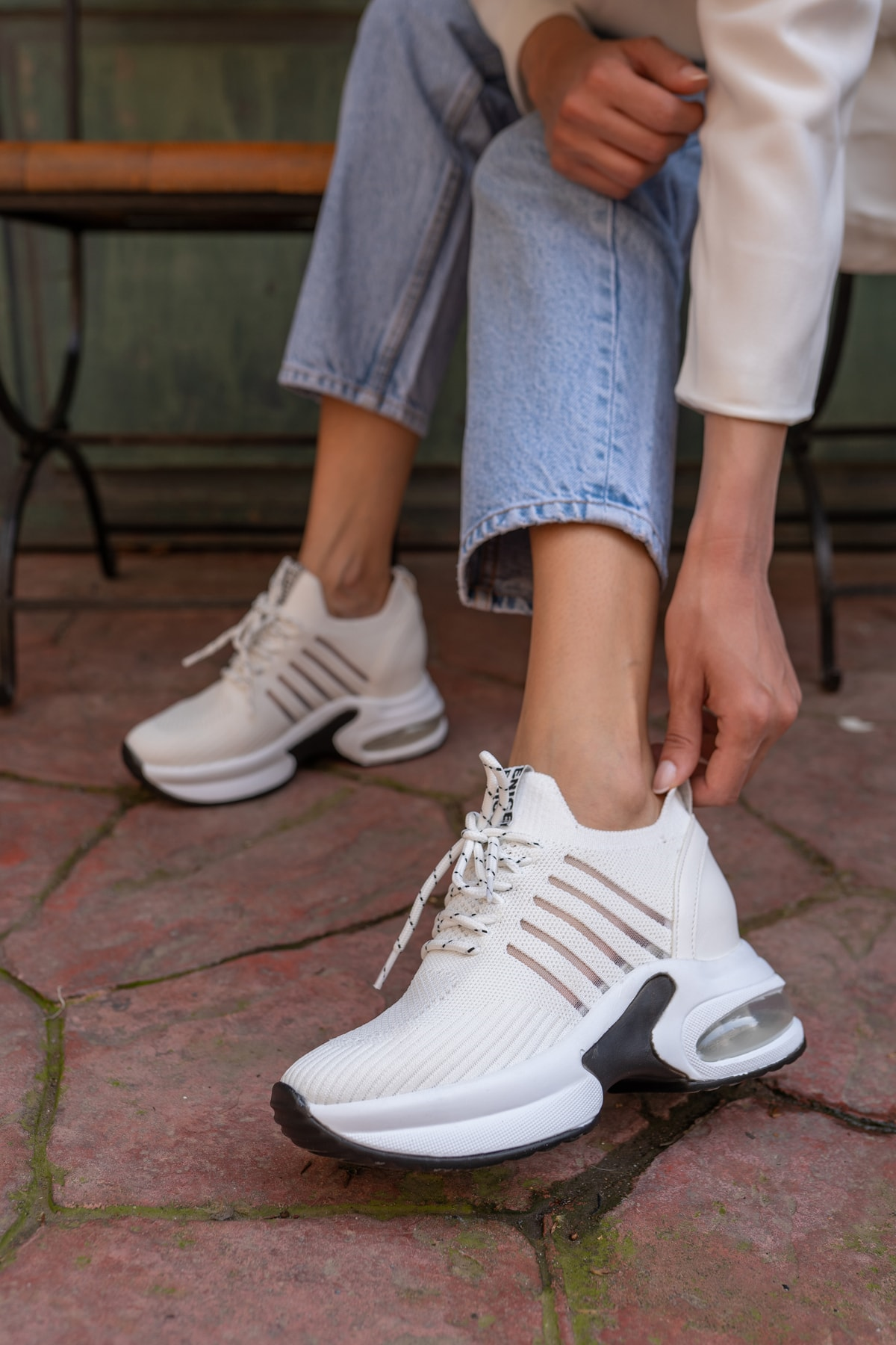 Woala Kadin Siyah Dolgu Topuk Sneakers