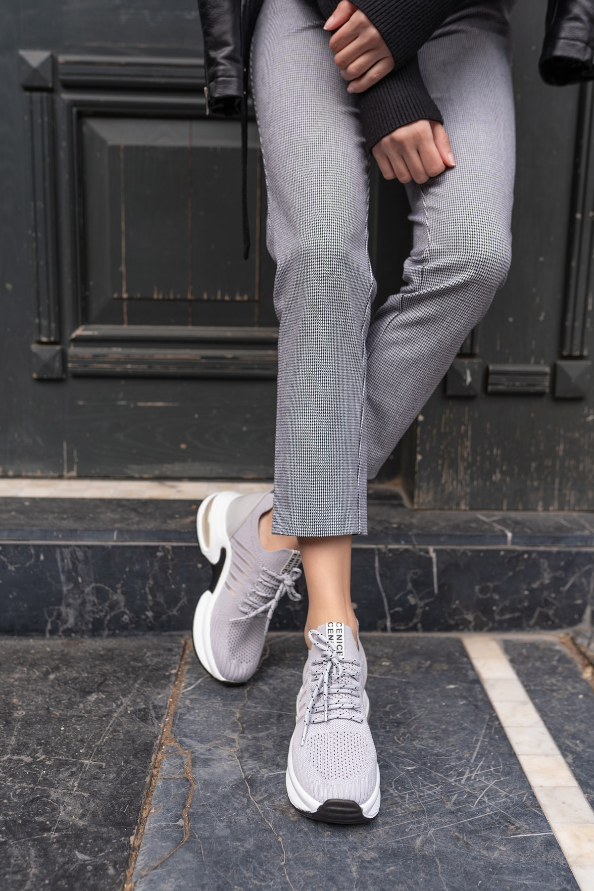 Woala Kadin Siyah Dolgu Topuk Sneakers