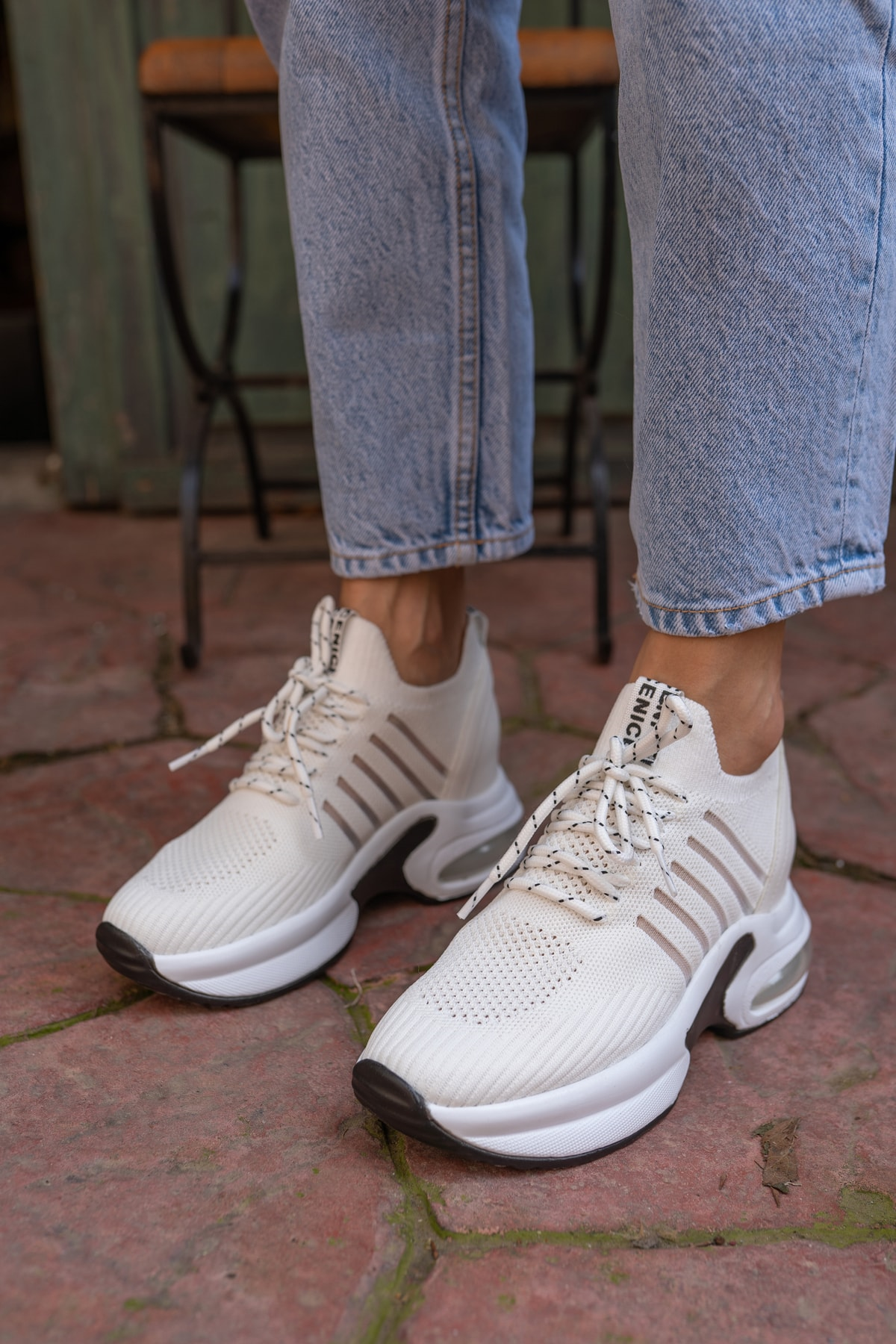 Woala Kadin Siyah Dolgu Topuk Sneakers