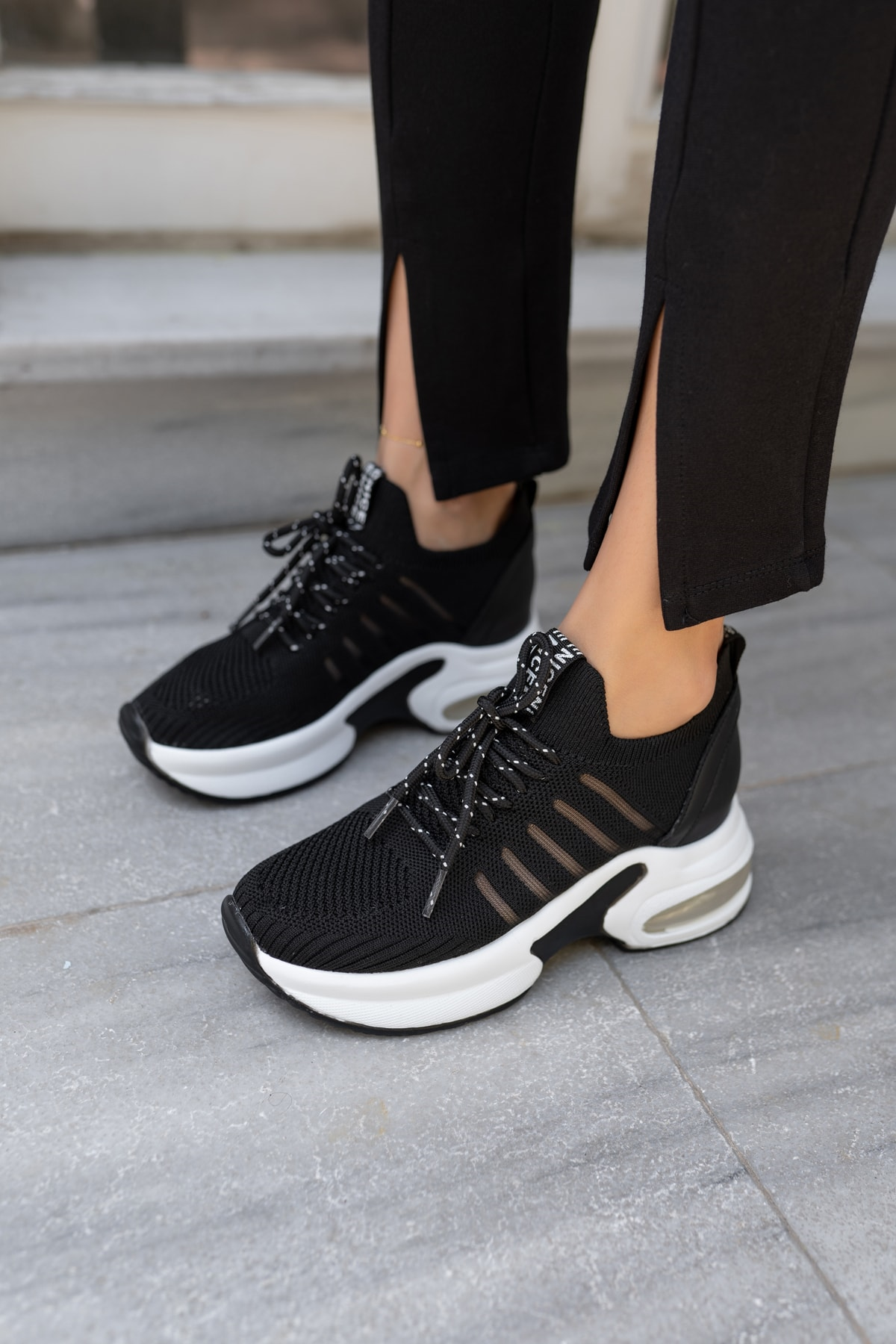 Woala Kadin Siyah Dolgu Topuk Sneakers