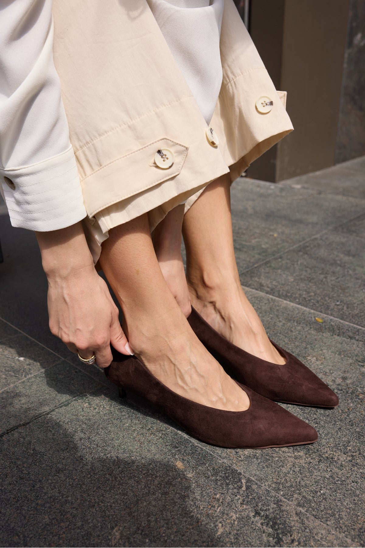 LURCETTA KADİN KAHVE GERCEK DERİ SUET MİNİ TOPUKLU STILETTO