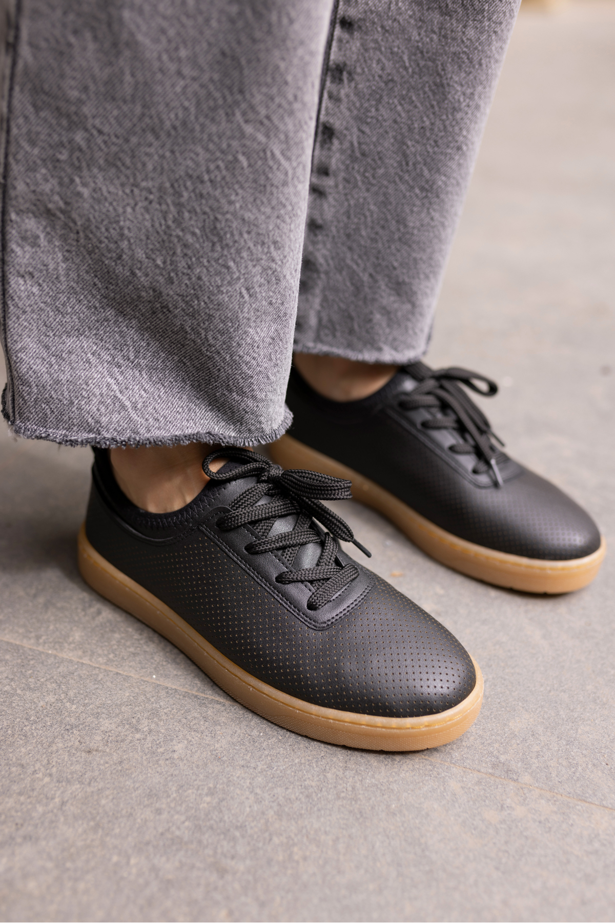 HALLA KADİN SİYAH ZİMBA DETAY EKSTRA YUMUSACIK SNEAKER