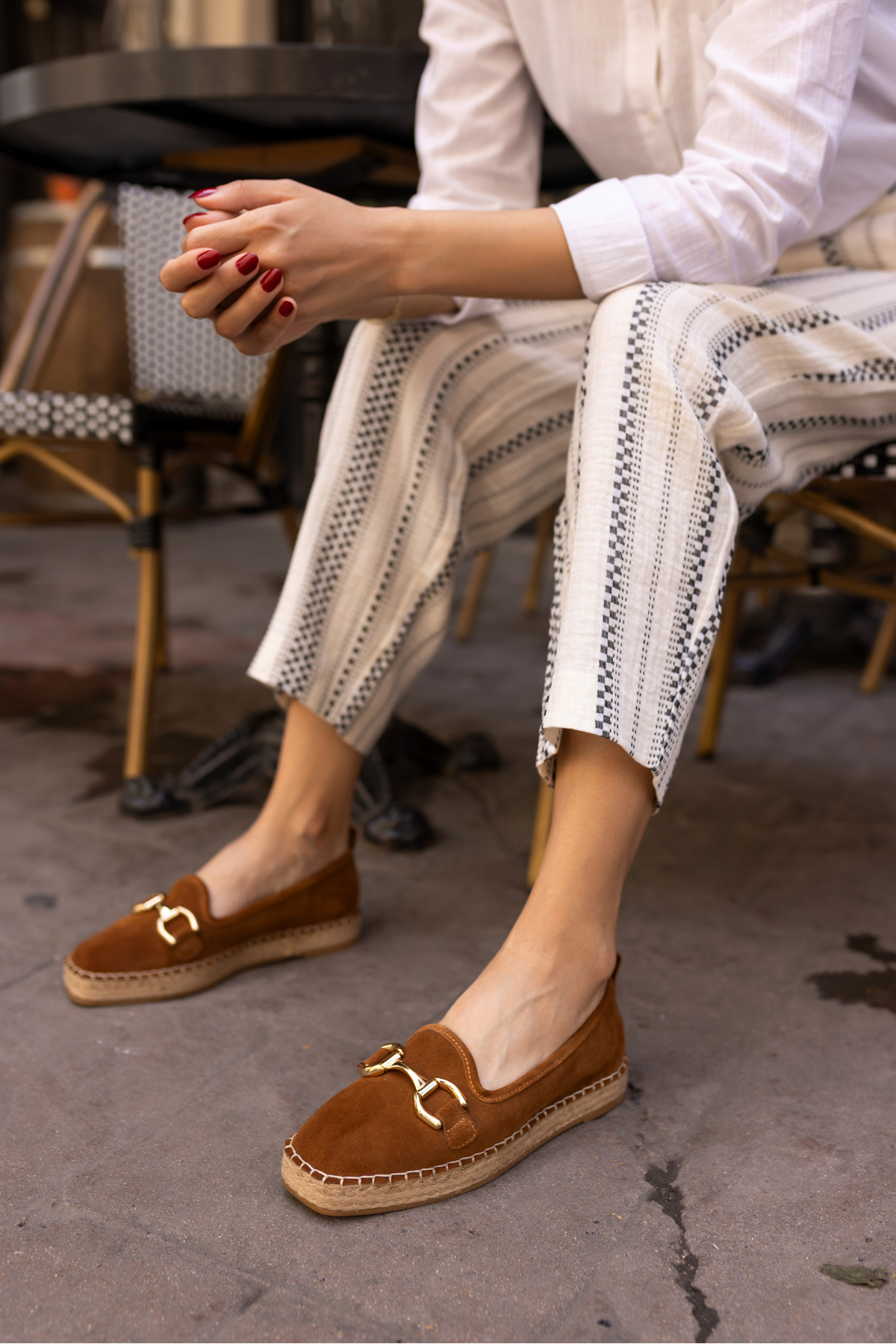 NAZSA KADIN KAHVERENGİ SÜET TOKALI ESPADRIL TABAN LOAFER AYAKKABİ