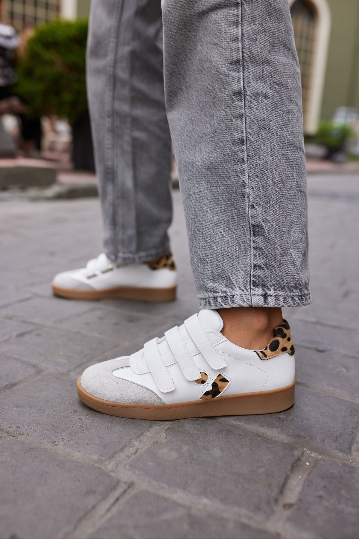 İSABEL KADIN LEOPAR CIRTLI KAUCUK TABANLİ SNEAKER