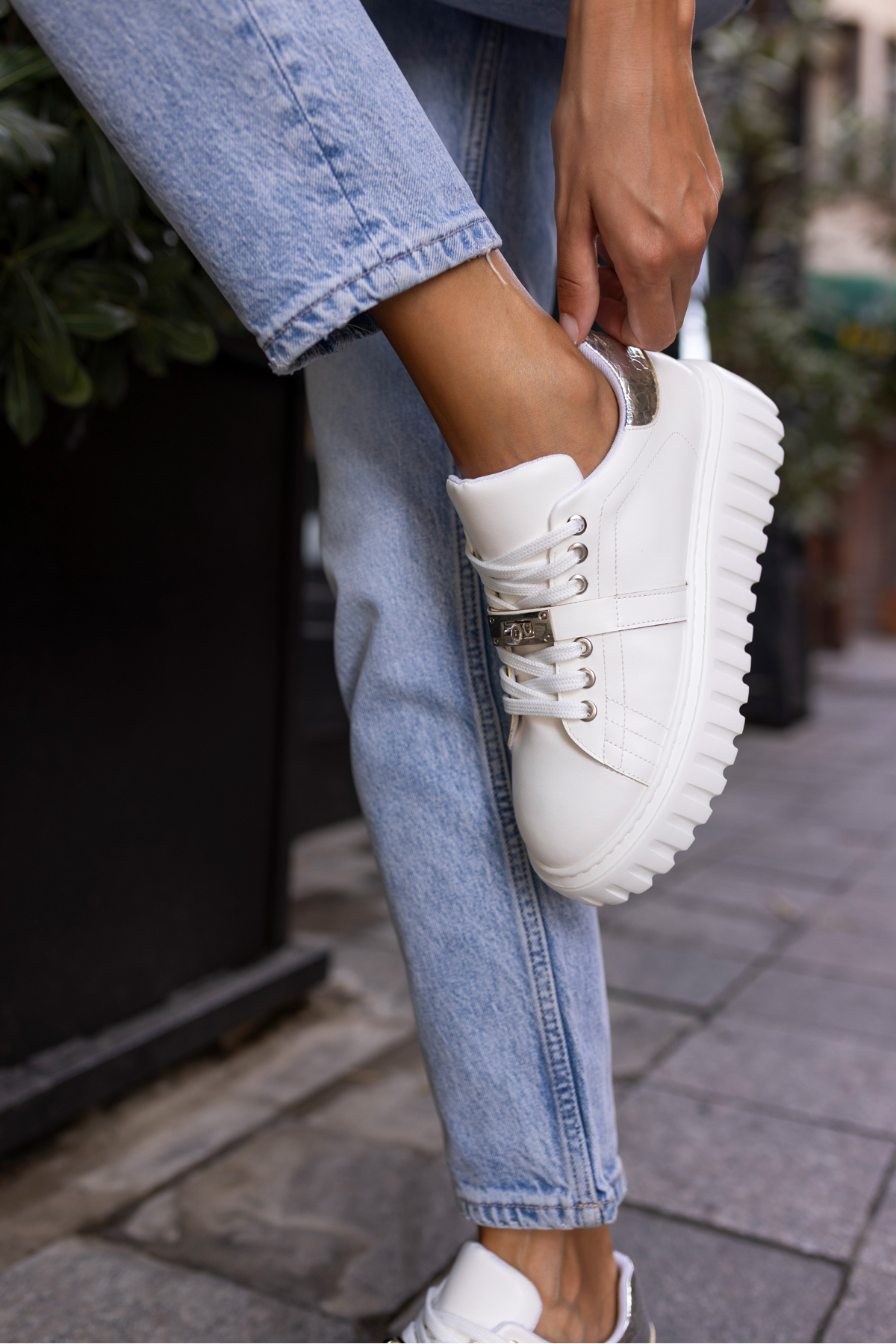 NİGEL KADİN SİYAH TOKA DETAY EVA TABANLİ SNEAKER