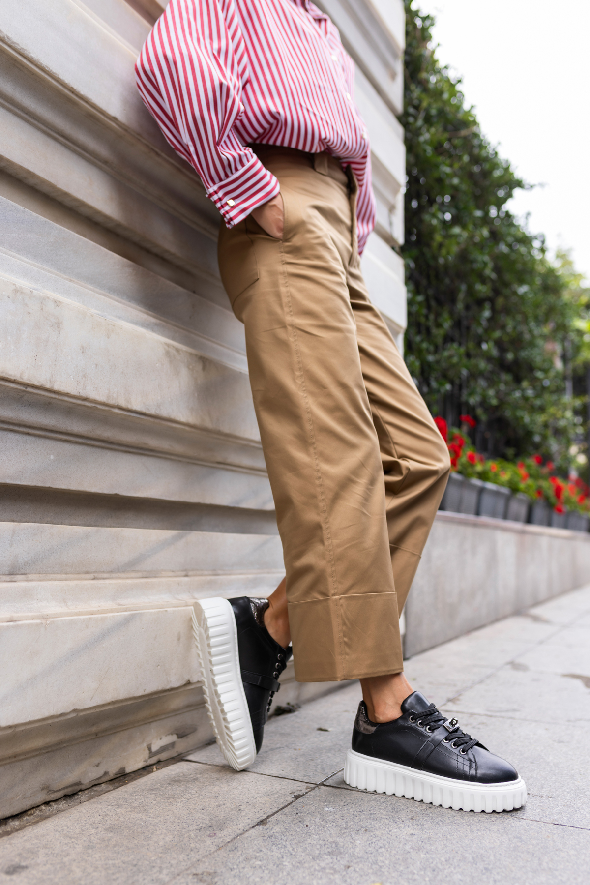 NİGEL KADİN SİYAH TOKA DETAY EVA TABANLİ SNEAKER