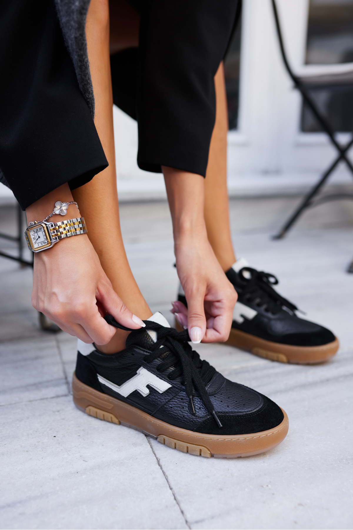 PAPRİCA KADİN SİYAH GERCEK DERİ SNEAKER