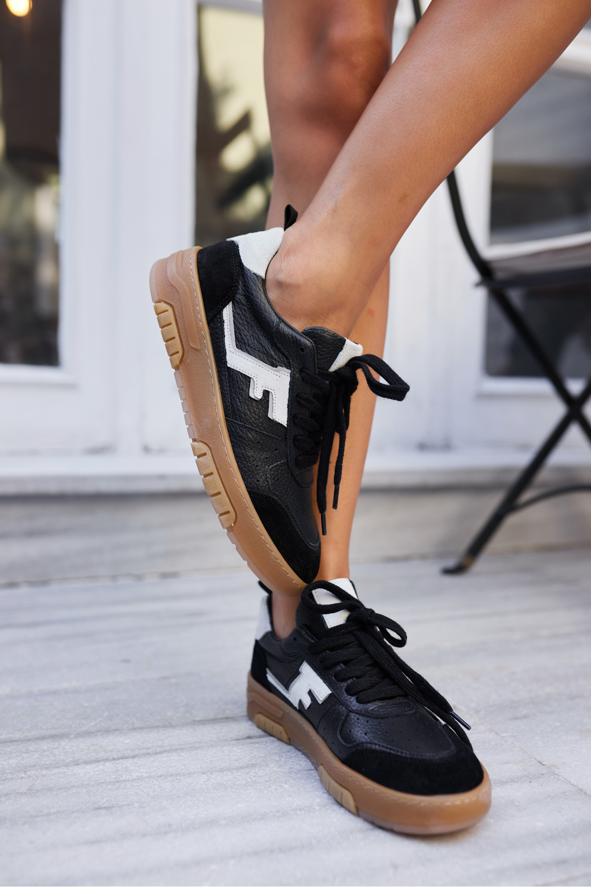 PAPRİCA KADİN SİYAH GERCEK DERİ SNEAKER