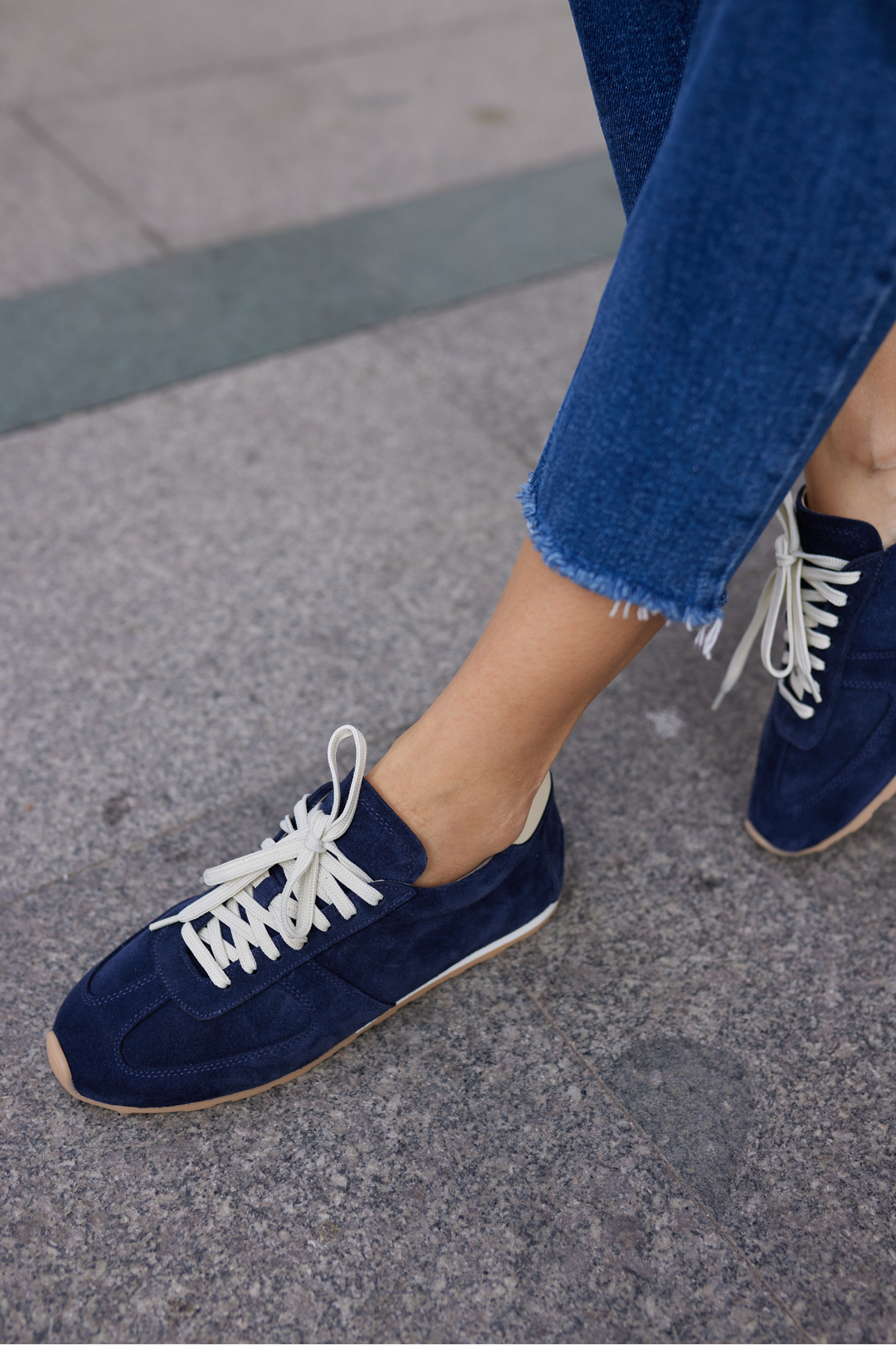 TORES KADIN KAHVERENGİ GERCEK SUET BAGCIKLI SNEAKER