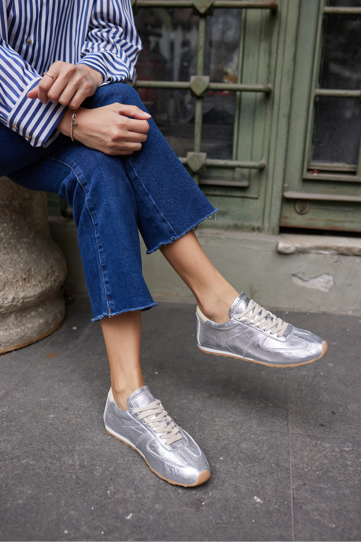 TORES KADIN KAHVERENGİ GERCEK SUET BAGCIKLI SNEAKER