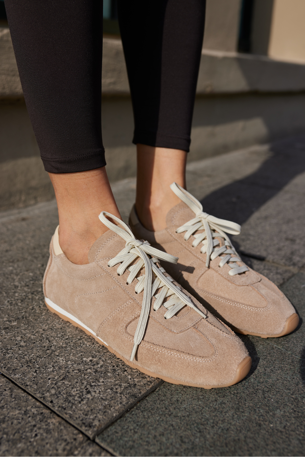 TORES KADIN KAHVERENGİ GERCEK SUET BAGCIKLI SNEAKER