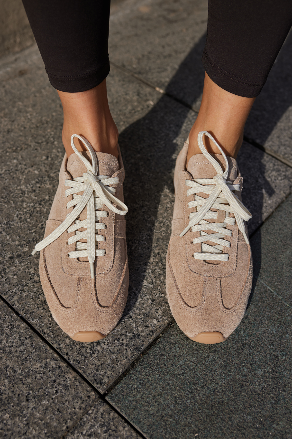 TORES KADIN KAHVERENGİ GERCEK SUET BAGCIKLI SNEAKER