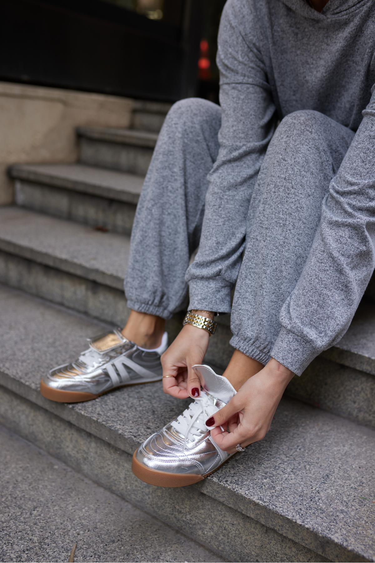 EDUARD KADIN GUMUS DIKISLI BAGCIKLIN SNEAKER