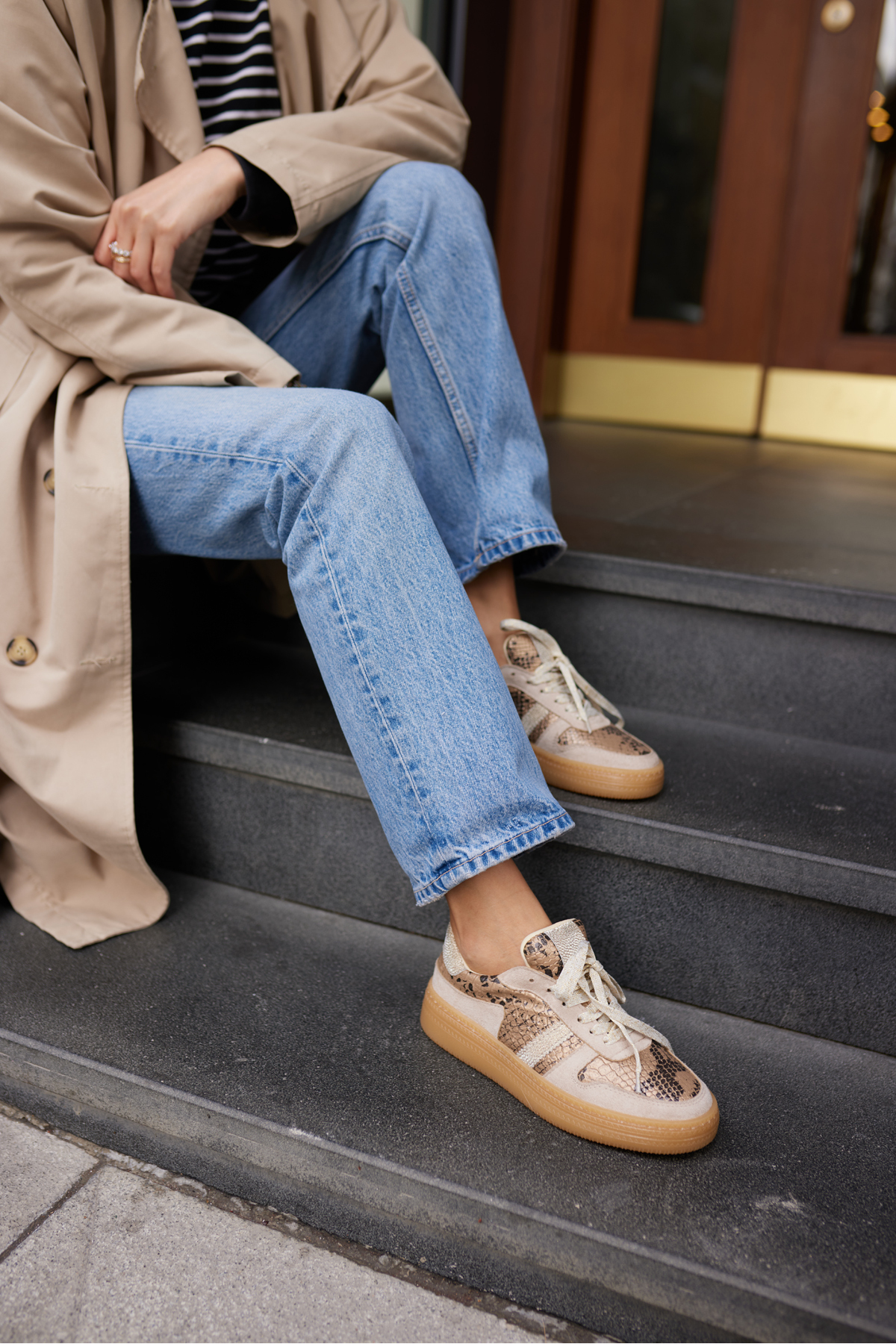 POLLO KADIN GUMUS YILAN MALZEME GARNILI BAGCIKLI SNEAKER