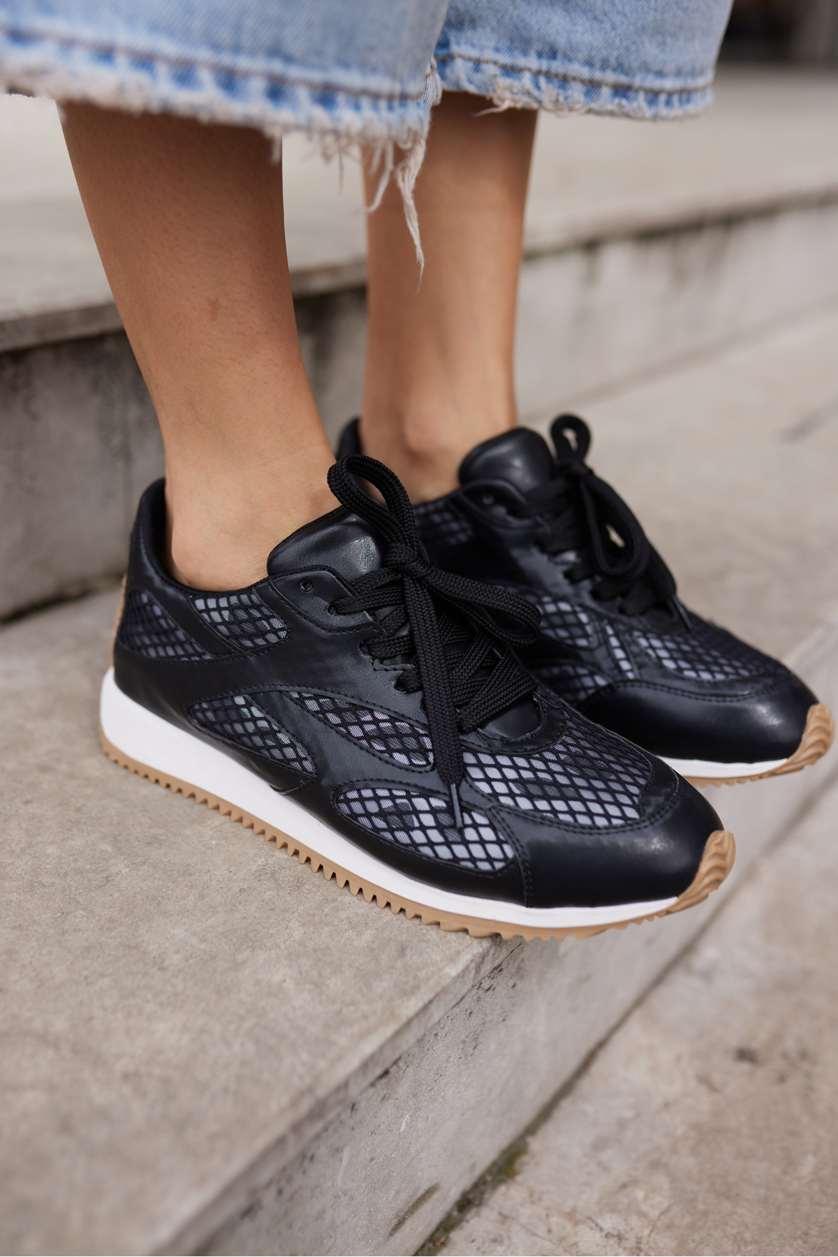 TALİSCA KADIN BEJ BAGCIKLI SNEAKER