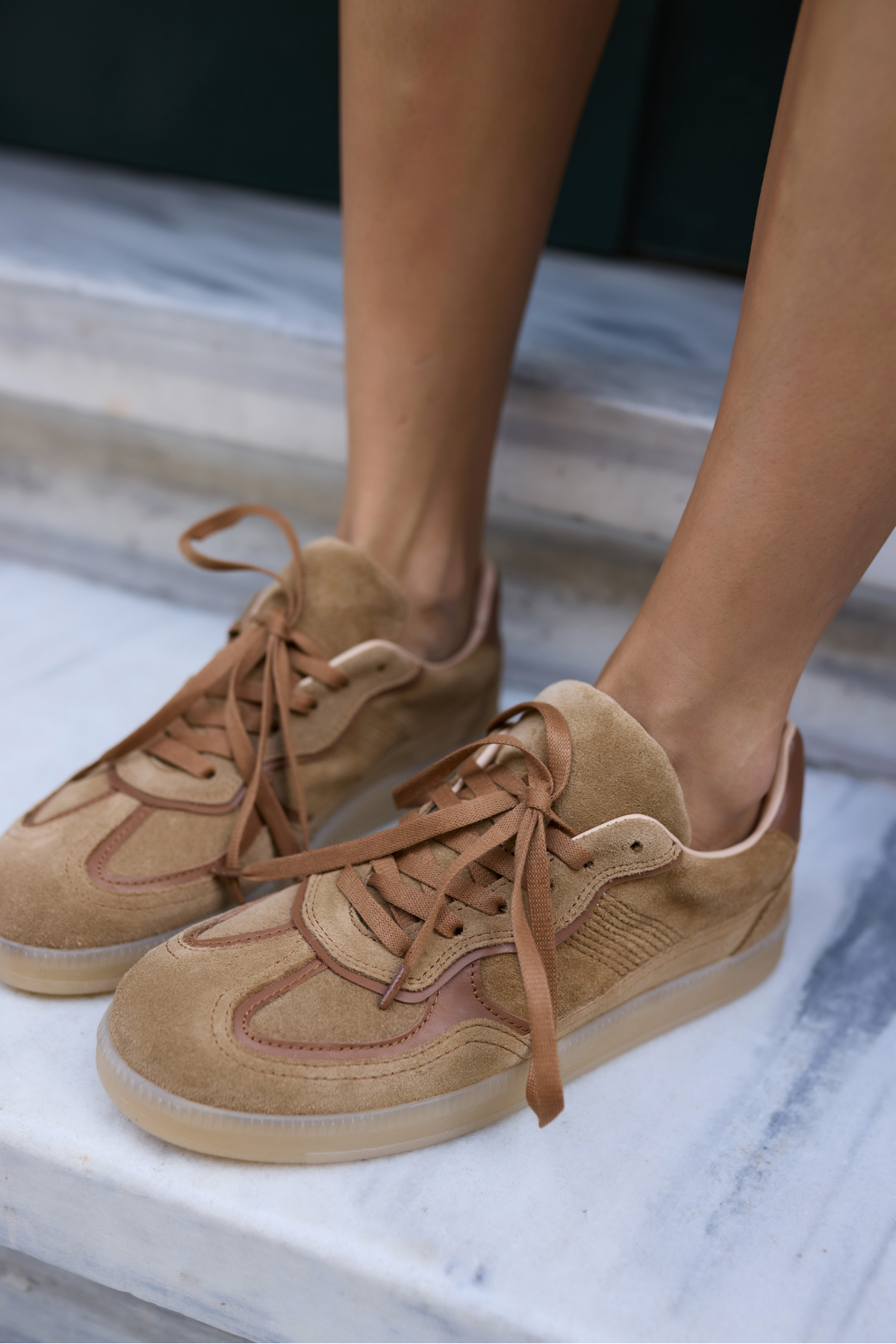 SOLİA KADİN BEYAZ GERCEK SUET BAGCIK DETAY SNEAKER