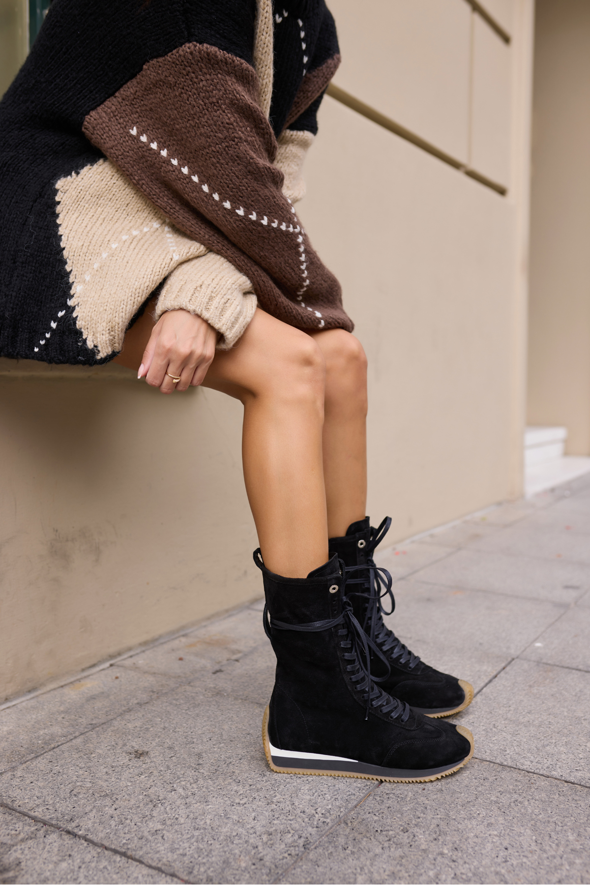 CARMİRA KADİN SİYAH GERCEK SUET BOKSOR SNEAKER BOT