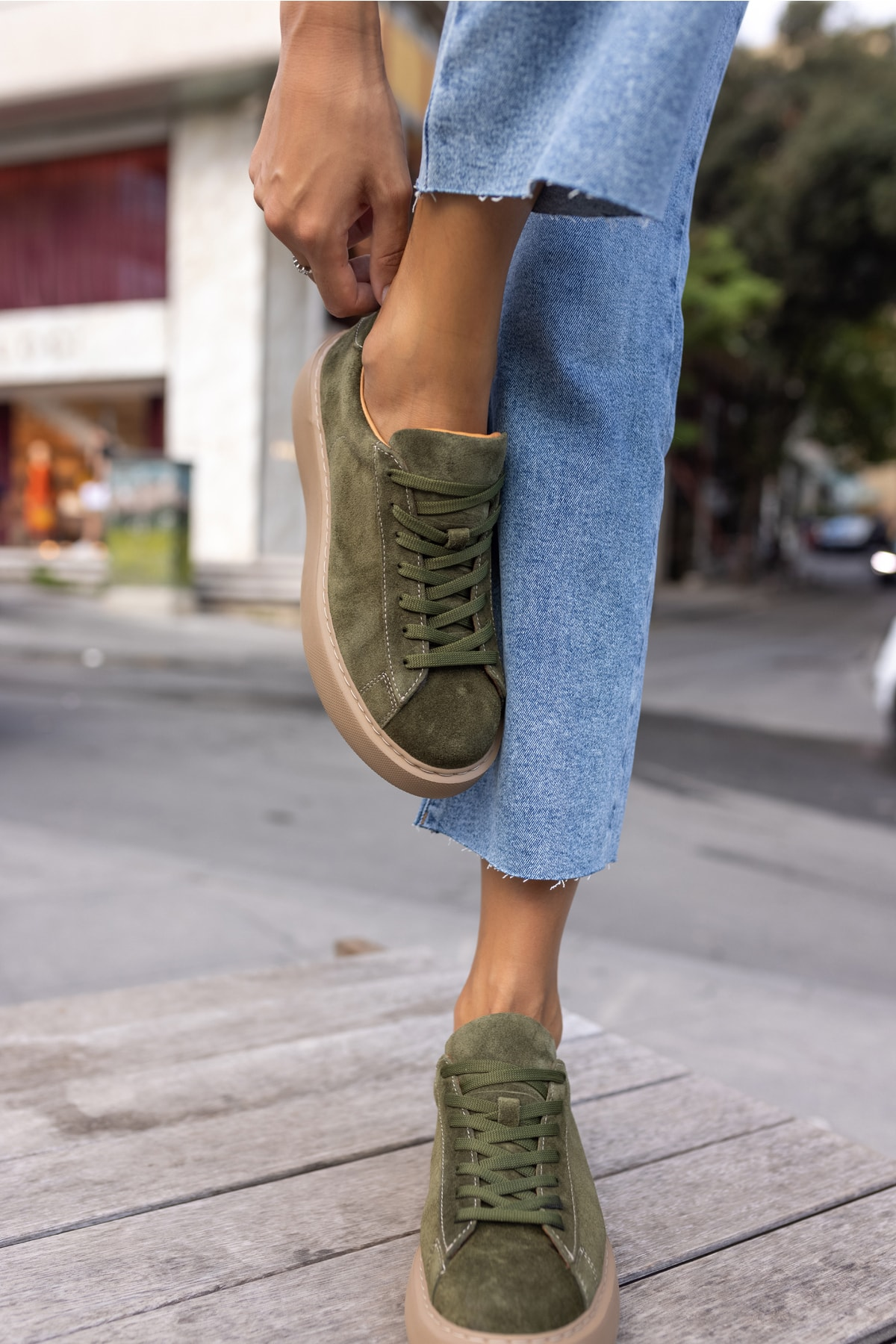 Angelo Kadın Haki Gercek Suet Sneaker