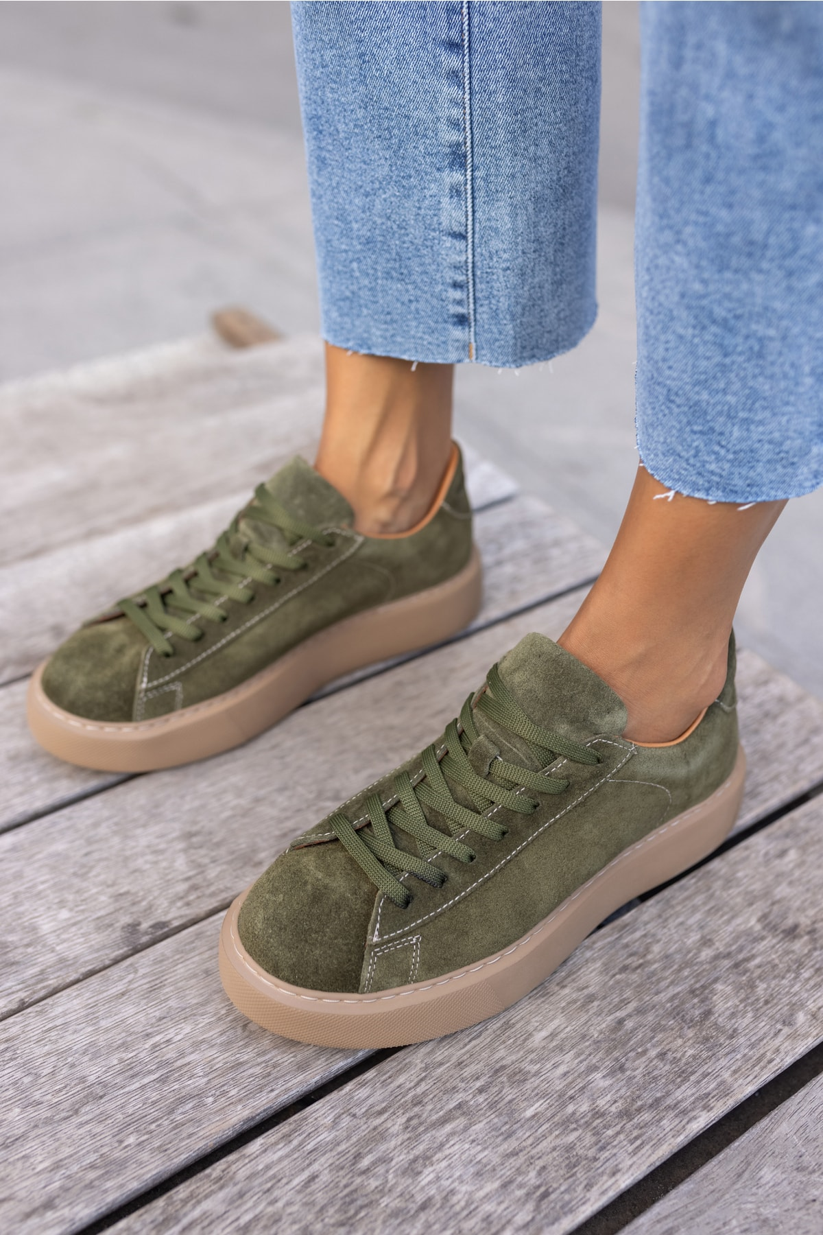 Angelo Kadın Haki Gercek Suet Sneaker