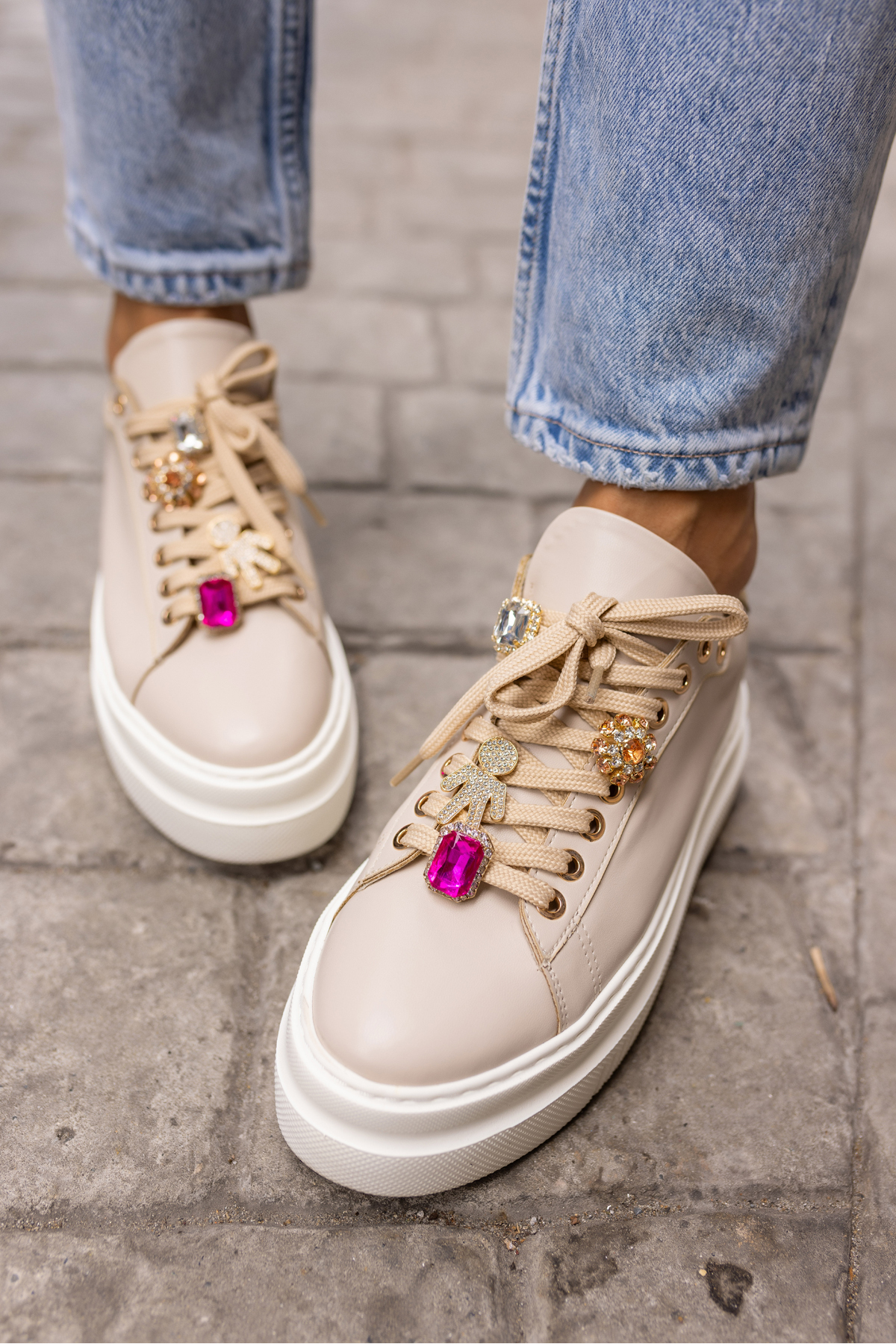 Carbon Kadın Siyah Bagcık Aksesuar Detay Sneaker