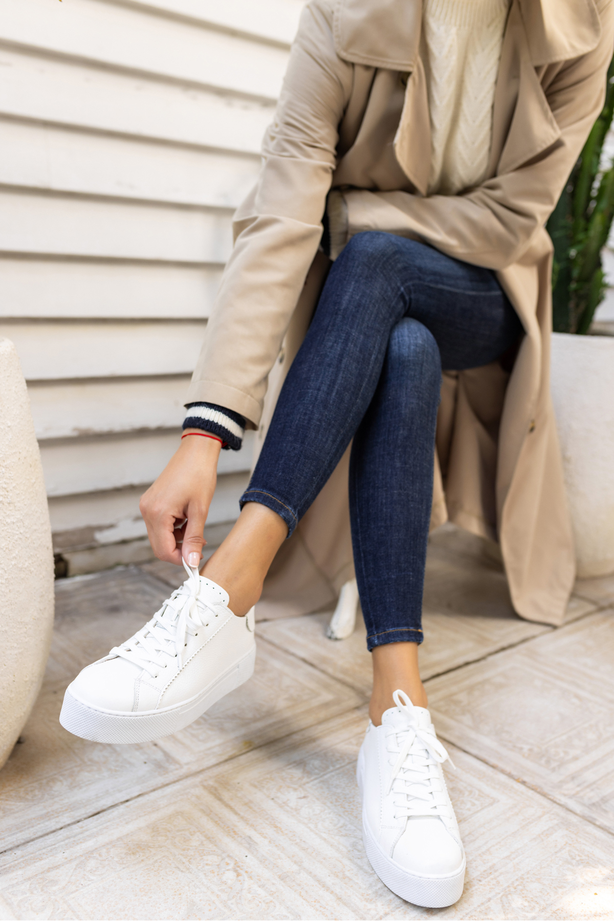 MİNELLİ KADİN BEYAZ GERCEK DERİ BAGCIKLI SNEAKER