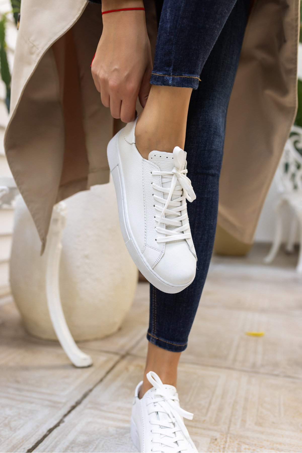 MİNELLİ KADİN BEYAZ GERCEK DERİ BAGCIKLI SNEAKER